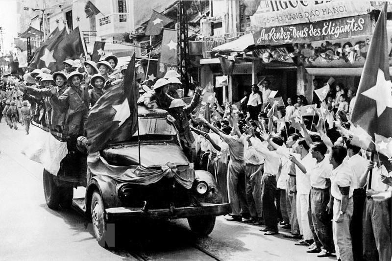 Ảnh] Những hình ảnh tư liệu về Ngày Giải phóng Thủ đô 10/10/1954