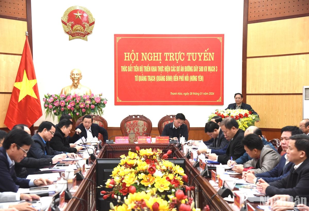 Thủ tướng Phạm Minh Chính chủ trì Hội nghị trực tuyến thúc đẩy tiến độ triển khai thực hiện các dự án Đường dây 500kV mạch 3 từ Quảng Trạch (Quảng Bình) đến Phố Nối (Hưng Yên).