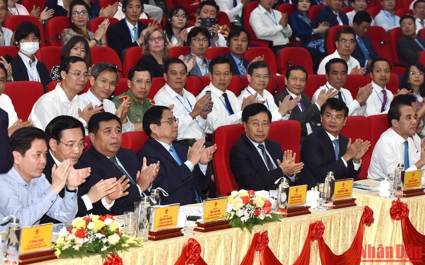 Thủ tướng Phạm Minh Chính và các đại biểu dự Hội nghị triển khai Nghị quyết số 11.
