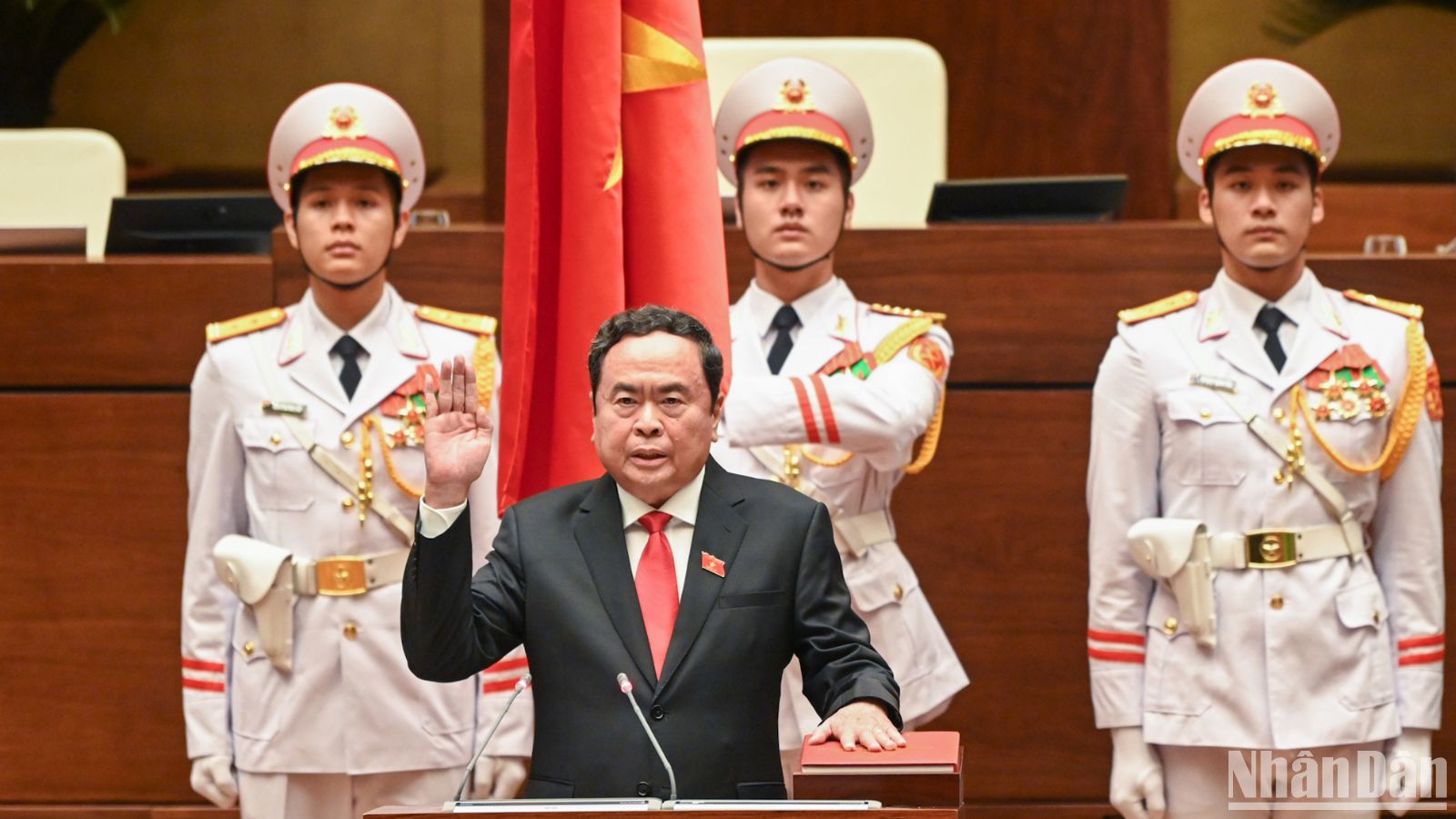 Đồng chí Trần Thanh Mẫn tuyên thệ nhậm chức Chủ tịch Quốc hội nước Cộng hòa xã hội Chủ nghĩa Việt Nam nhiệm kỳ 2021-2026.