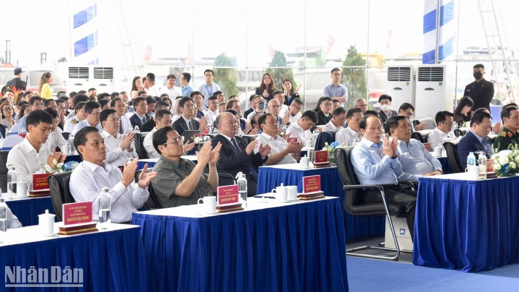 Thủ tướng Phạm Minh Chính và các đại biểu dự Lễ khởi công dự án.