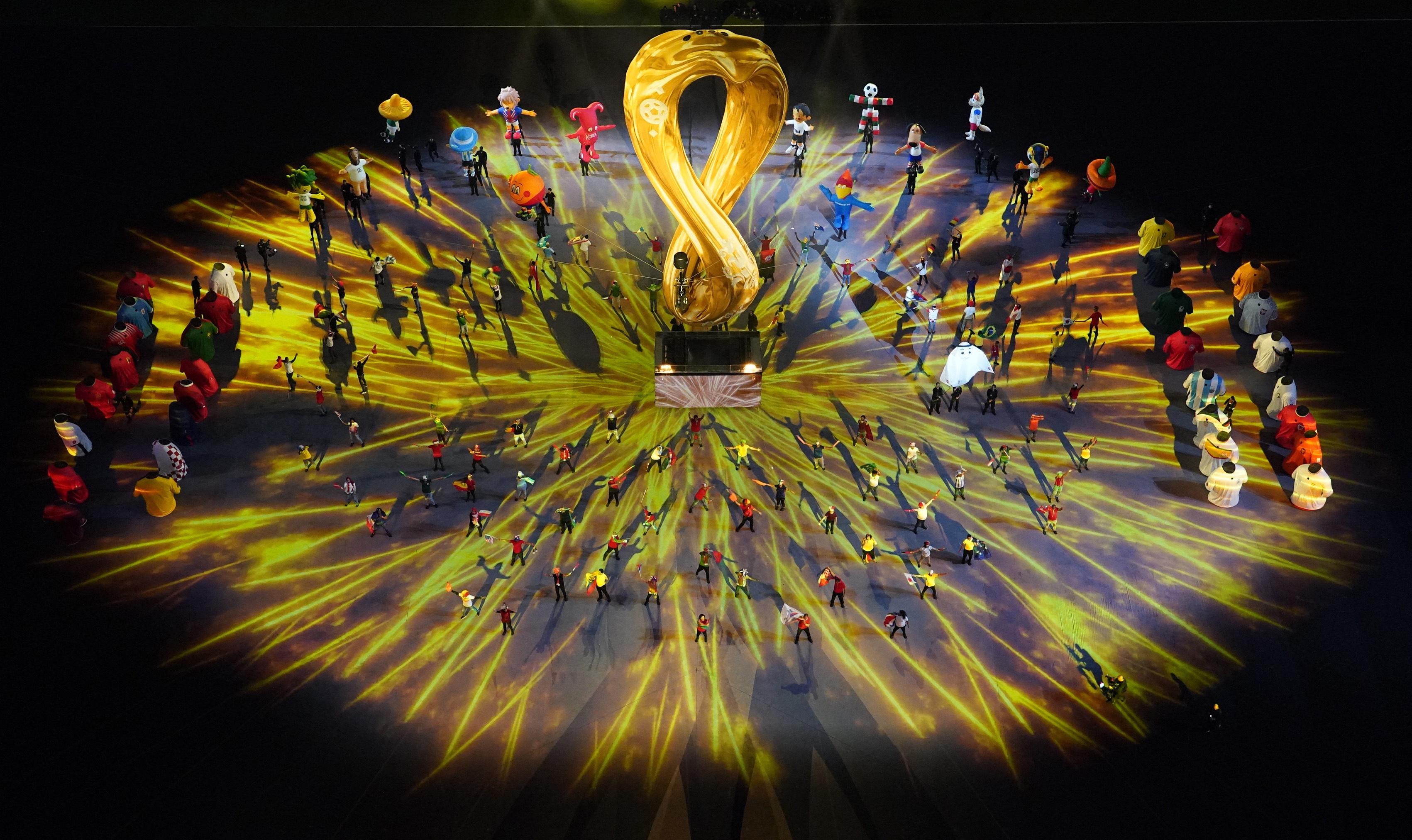 Ảnh] Lễ khai mạc World Cup 2022: Bữa tiệc ánh sáng đầy màu sắc