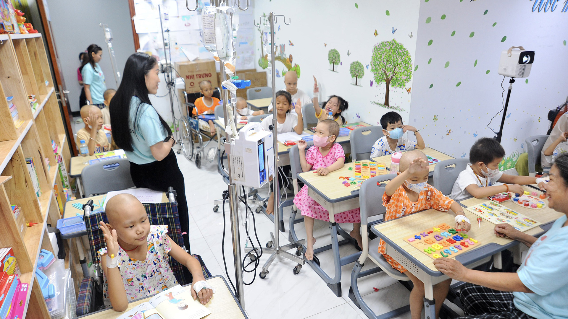Môi trường học tập "hiếm có" của các trẻ mắc ung thư tại TP Hồ Chí Minh. 