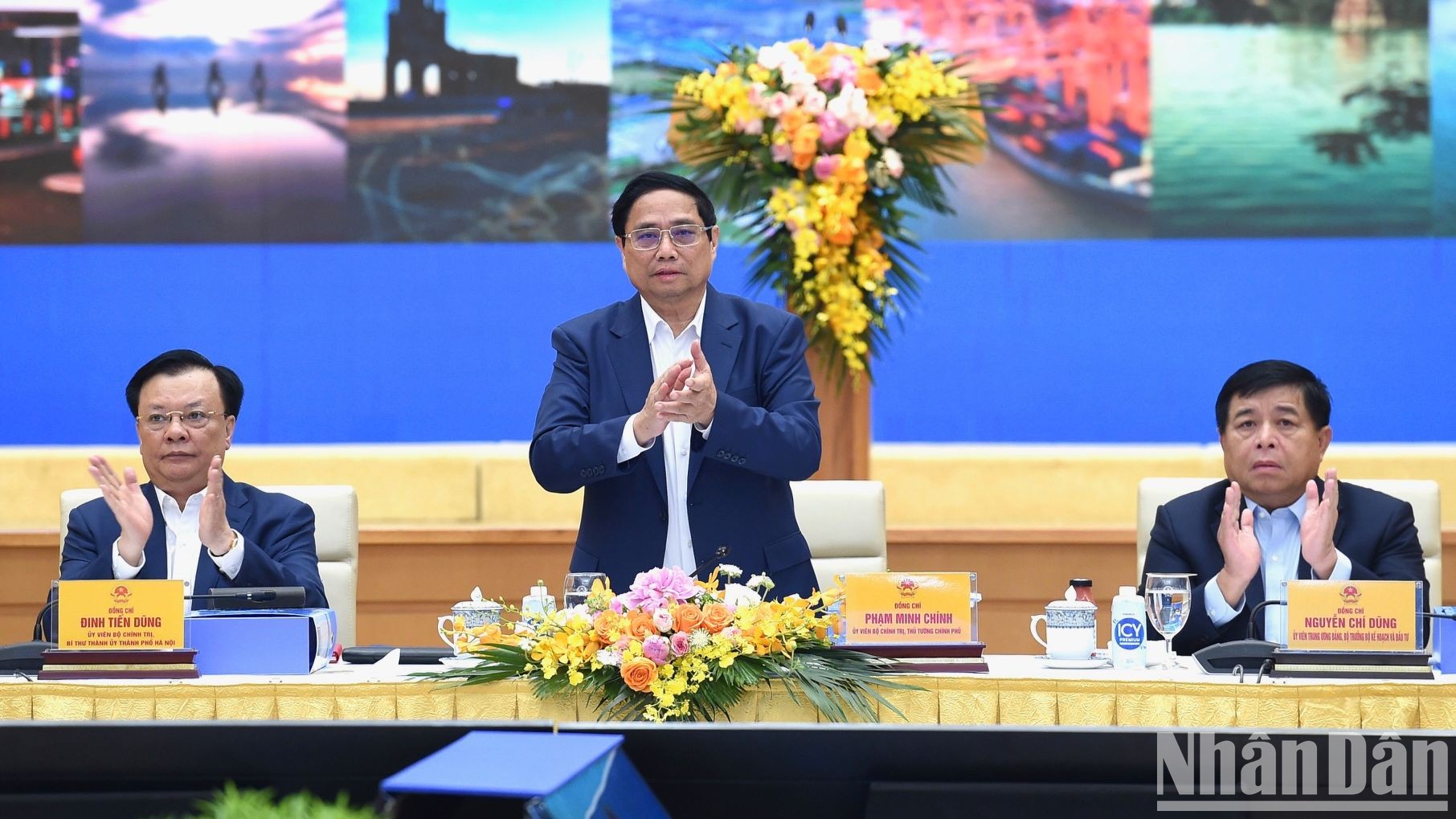 Thủ tướng Phạm Minh Chính chủ trì Hội nghị lần thứ 3 của Hội đồng điều phối vùng Đồng bằng sông Hồng để công bố Quy hoạch vùng Đồng bằng sông Hồng thời kỳ 2021-2030, tầm nhìn đến năm 2050. 