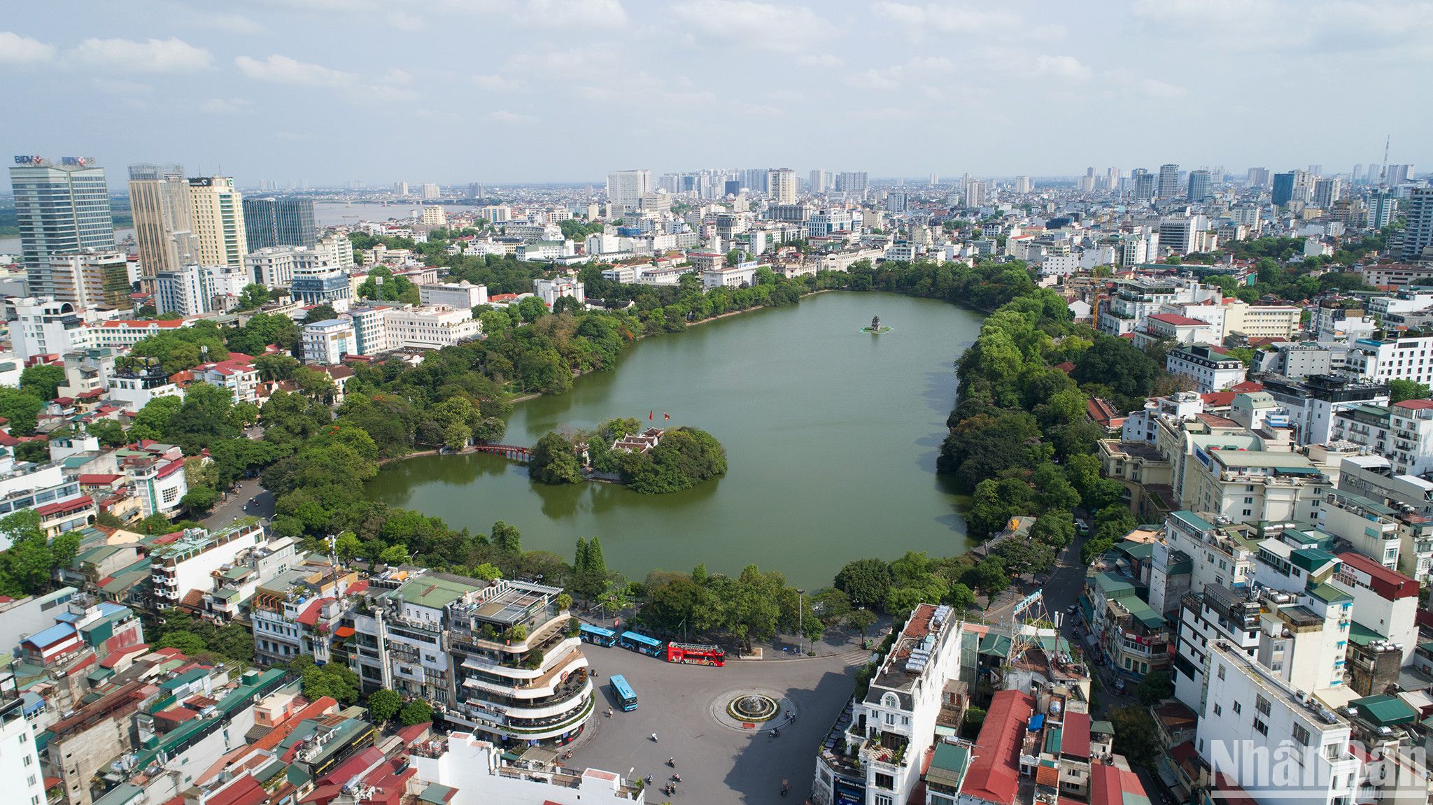Giữ vững vị trí đầu tàu, vai trò động lực phát triển Vùng kinh tế trọng điểm Bắc Bộ và cả nước