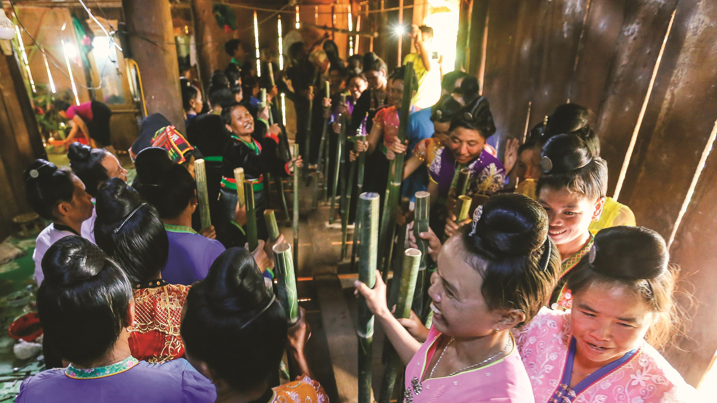 Điệu nhảy “Xé pang” trong lễ hội truyền thống Pang phoóng của dân tộc Kháng ở Điện Biên. (Ảnh: Báo Dân tộc) 