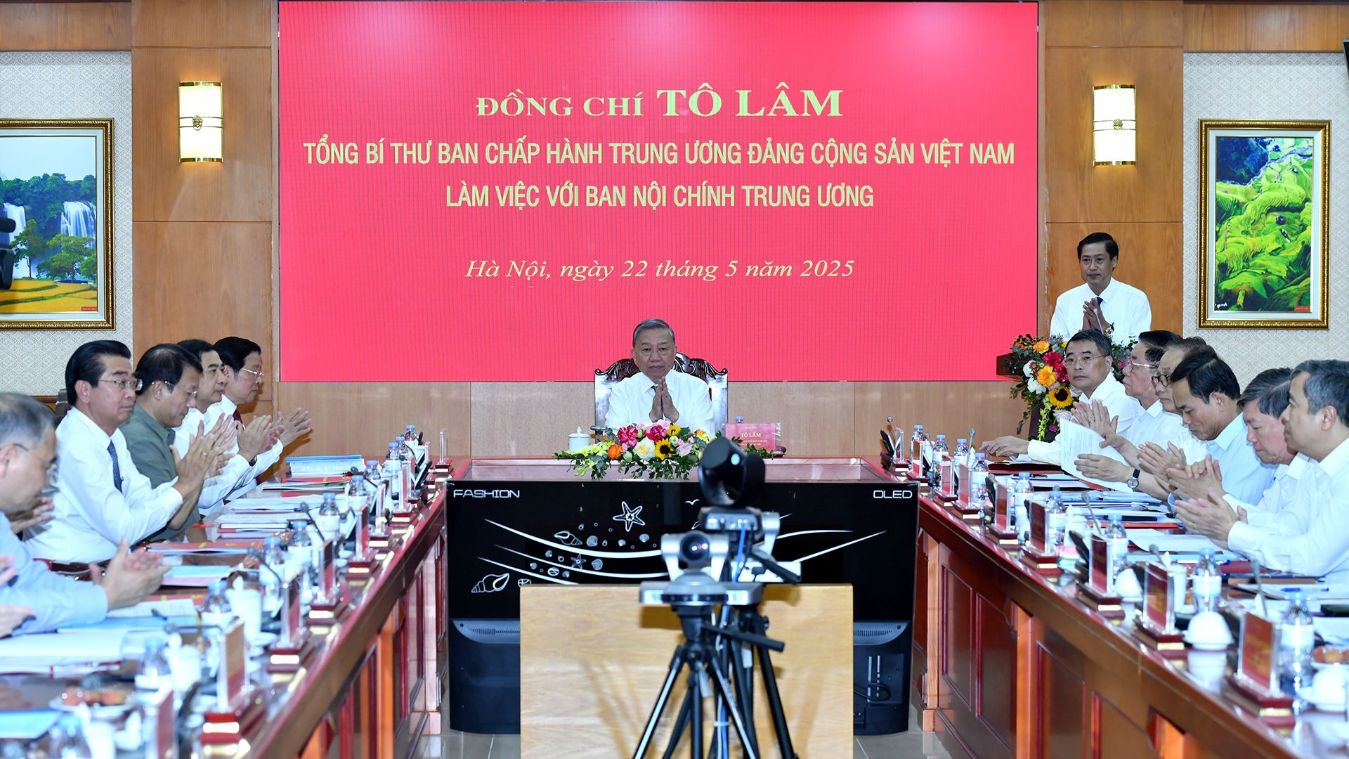 Tổng Bí thư Tô Lâm chủ trì buổi làm việc với Ban Nội chính Trung ương.