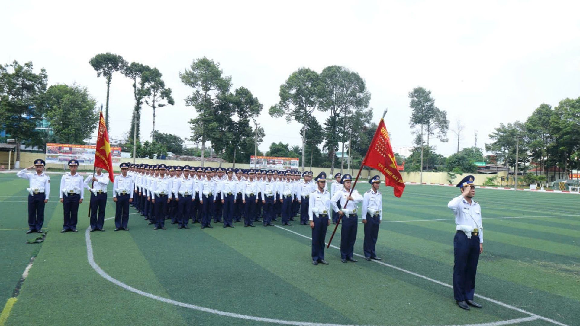 Khối đứng Cảnh sát Biển Việt Nam