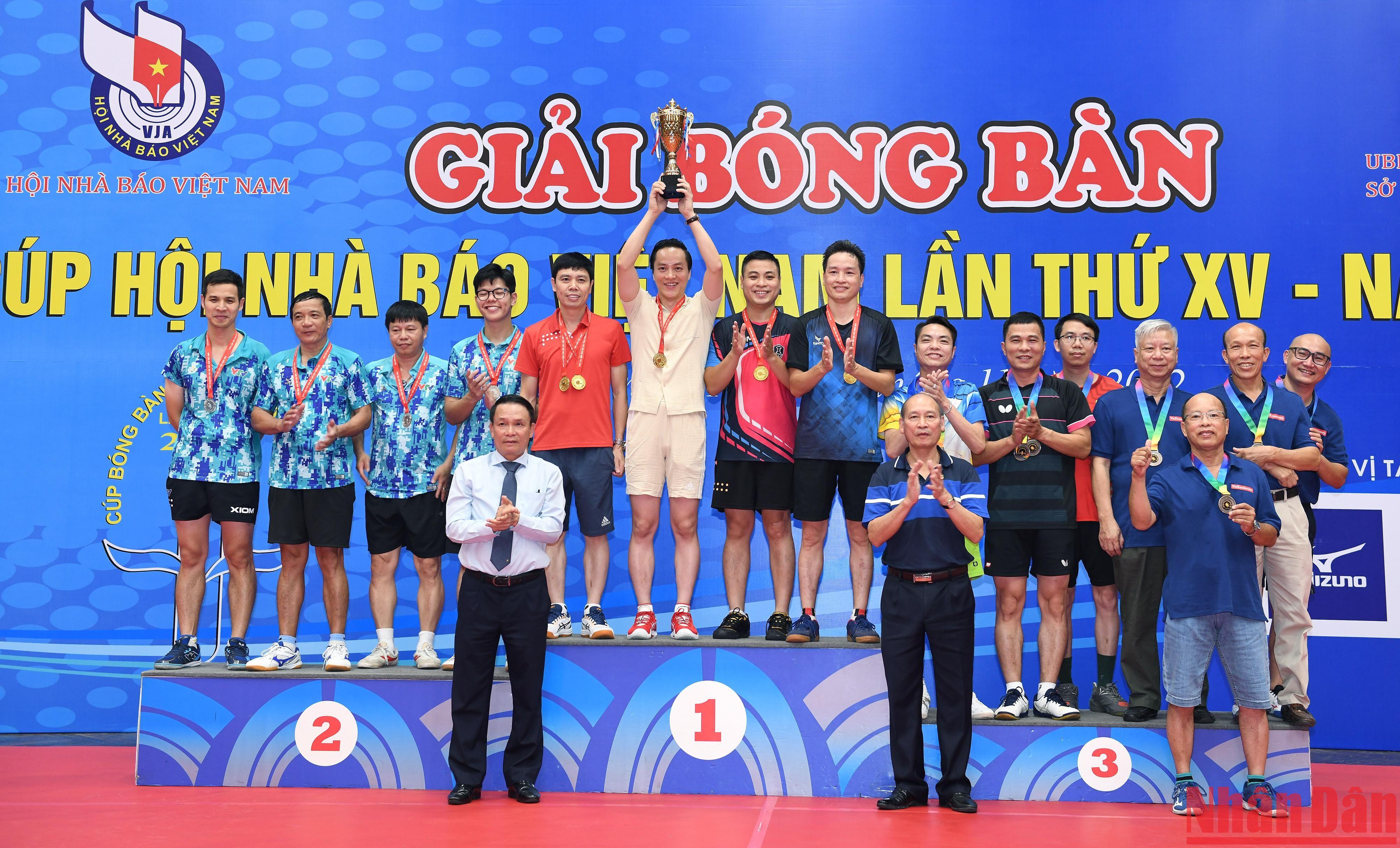 [Ảnh] Bế mạc Giải bóng bàn Cúp Hội Nhà báo Việt Nam lần thứ XV–năm 2022