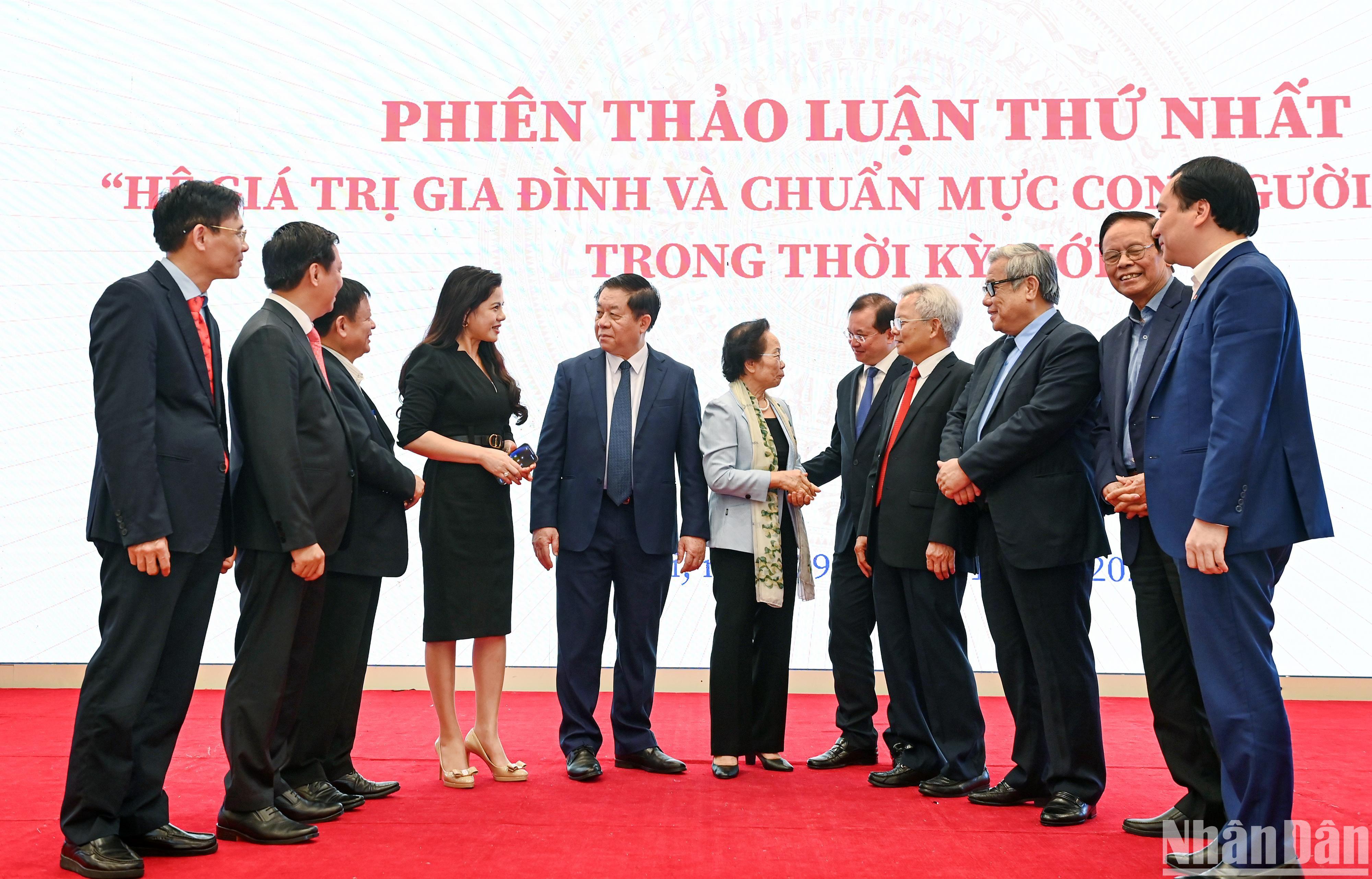 [Ảnh] Hội thảo quốc gia "Hệ giá trị quốc gia, hệ giá trị văn hoá, hệ giá trị gia đình và chuẩn mực con người Việt Nam trong thời kỳ mới”