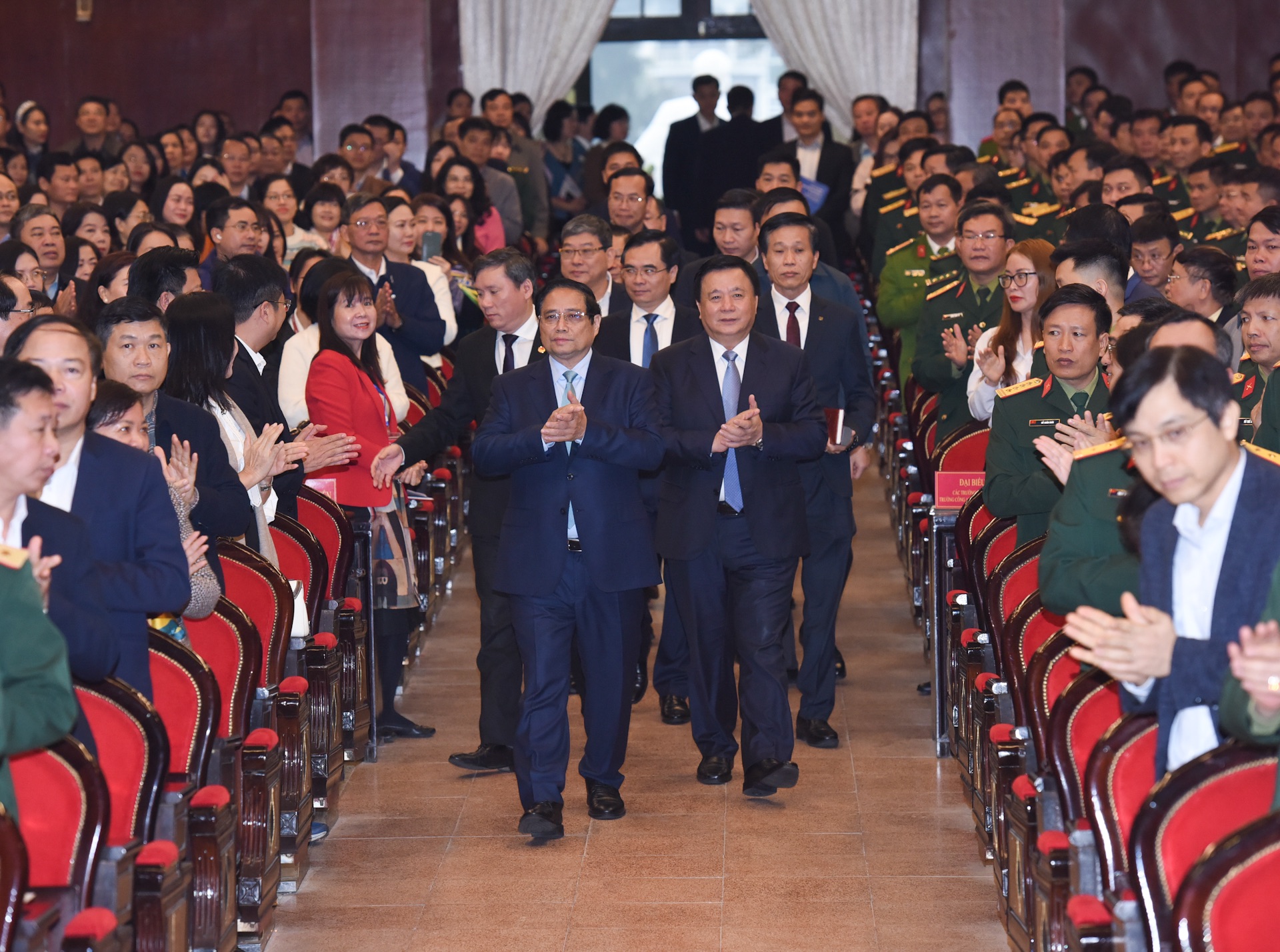 Thủ tướng Phạm Minh Chính dự Hội nghị toàn quốc về giáo dục quyền con người.