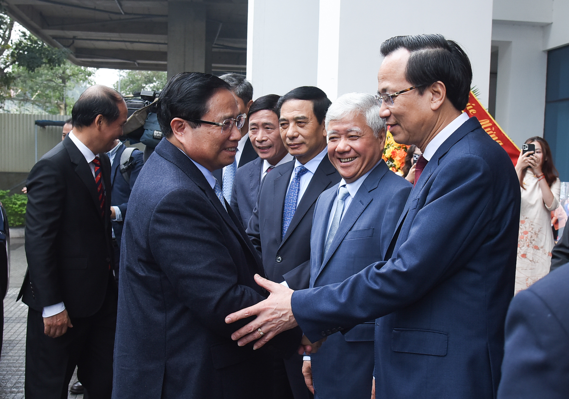 Thủ tướng Phạm Minh Chính đến dự Lễ công bố Nghị quyết của Quốc hội về thành lập Bộ Dân tộc và Tôn giáo.