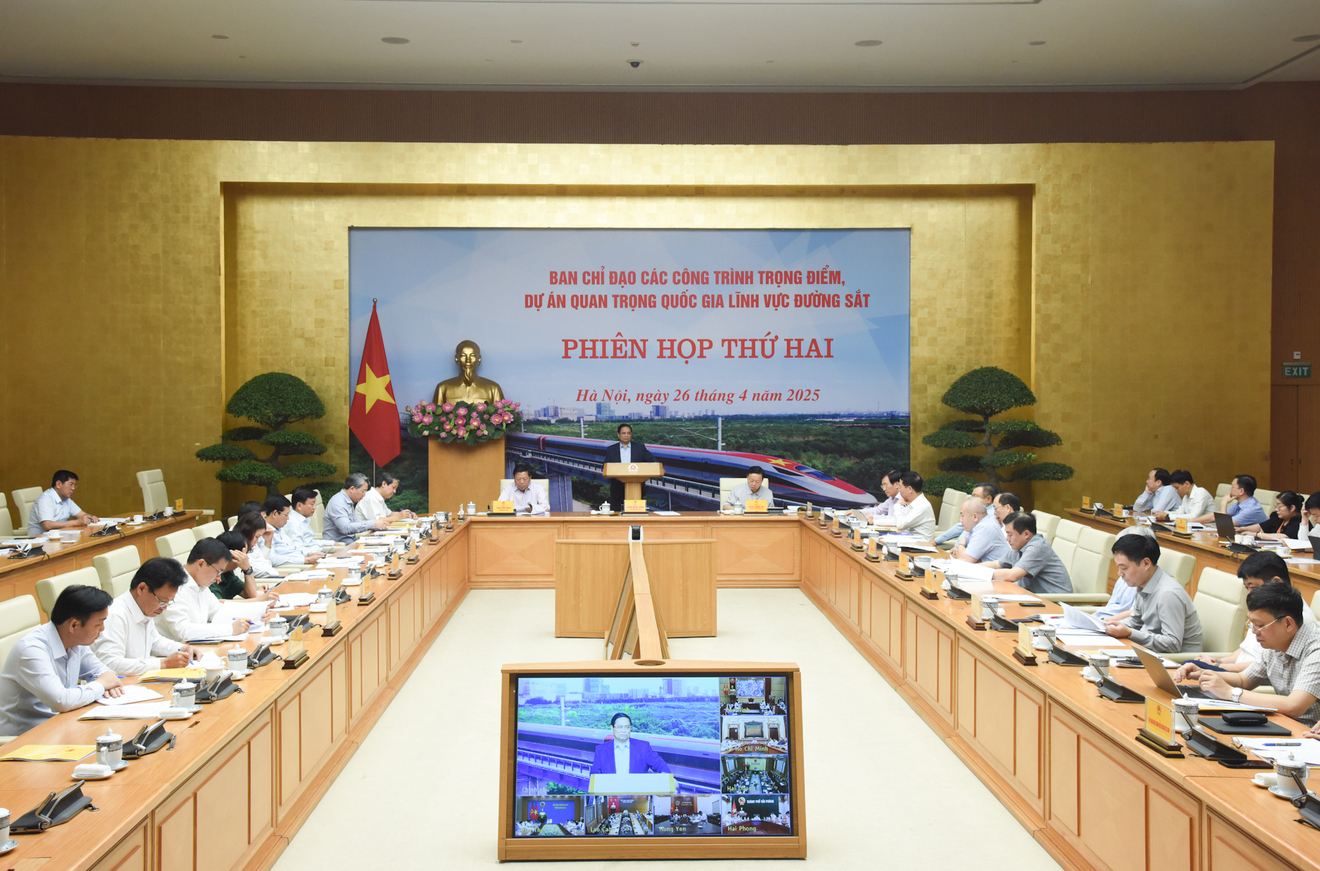 Thủ tướng Phạm Minh Chính chủ trì phiên họp thứ hai của Ban Chỉ đạo các công trình trọng điểm, dự án đường sắt.