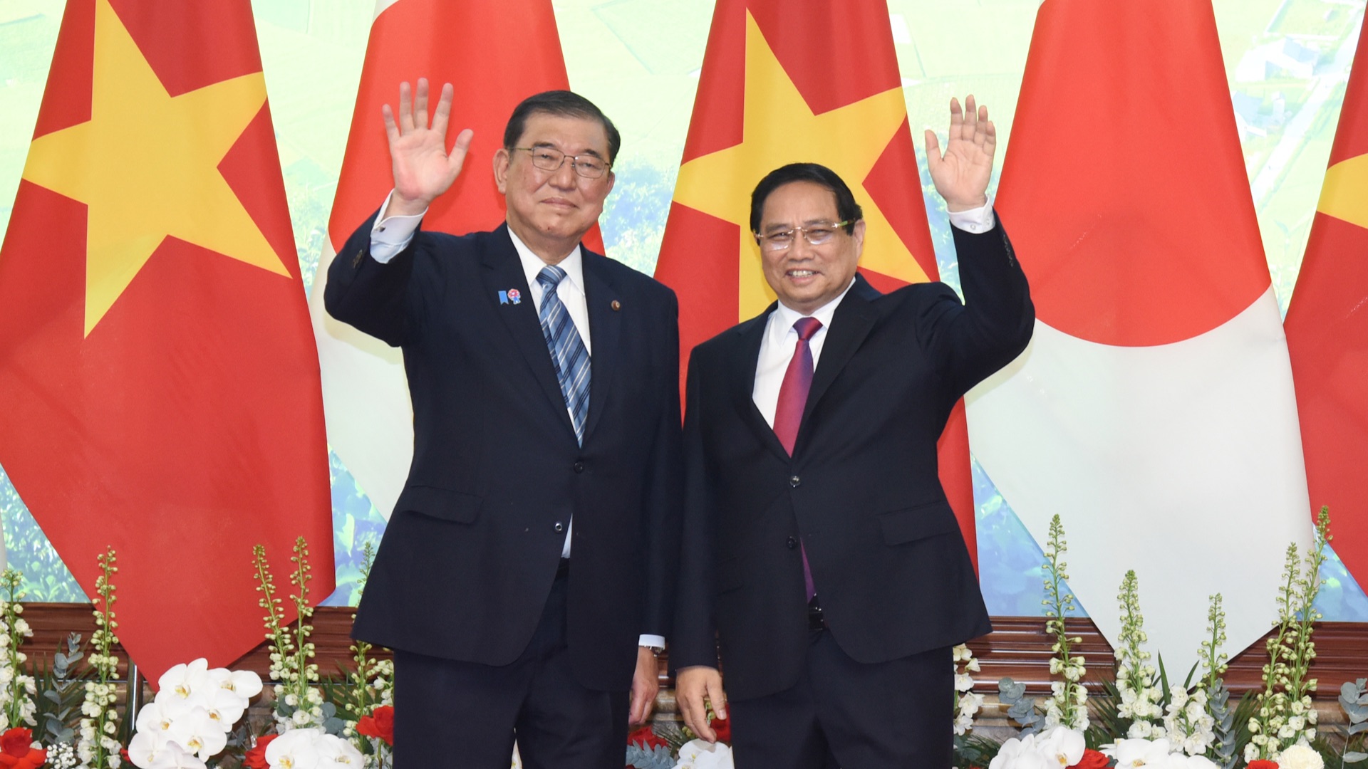 Thủ tướng Phạm Minh Chính và Thủ tướng Nhật Bản Ishiba Shigeru.