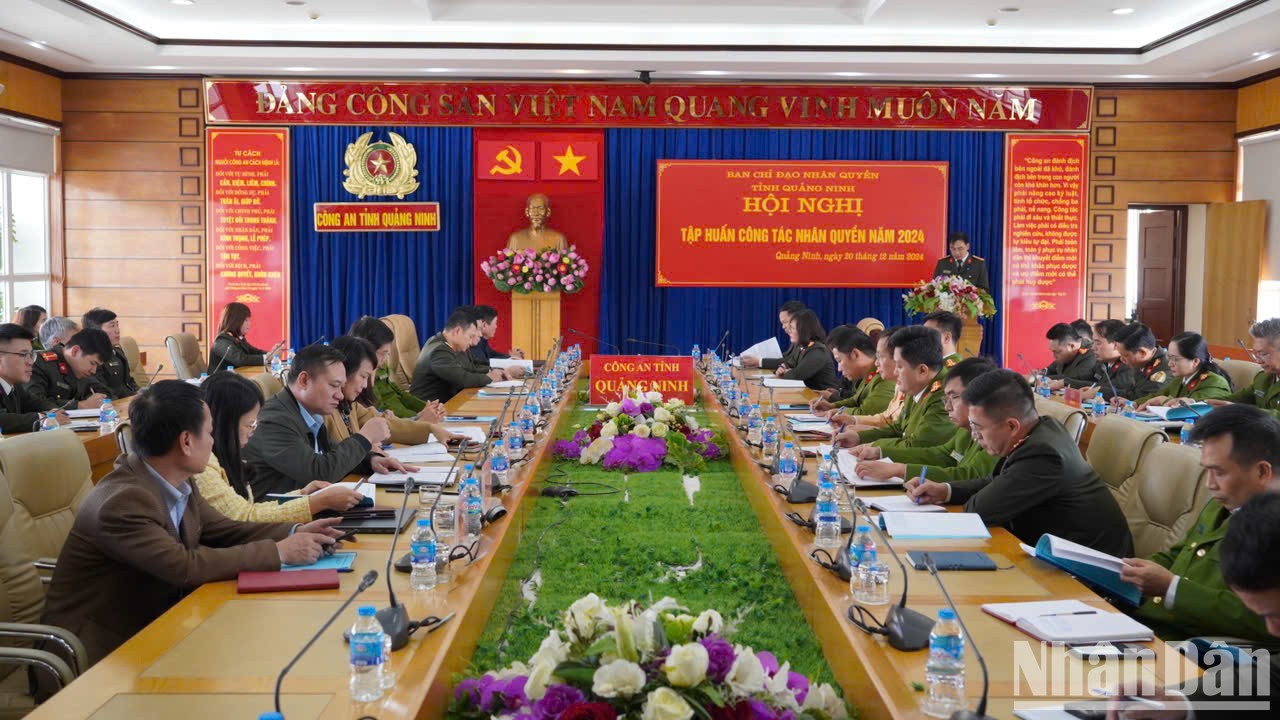 Toàn cảnh hội nghị