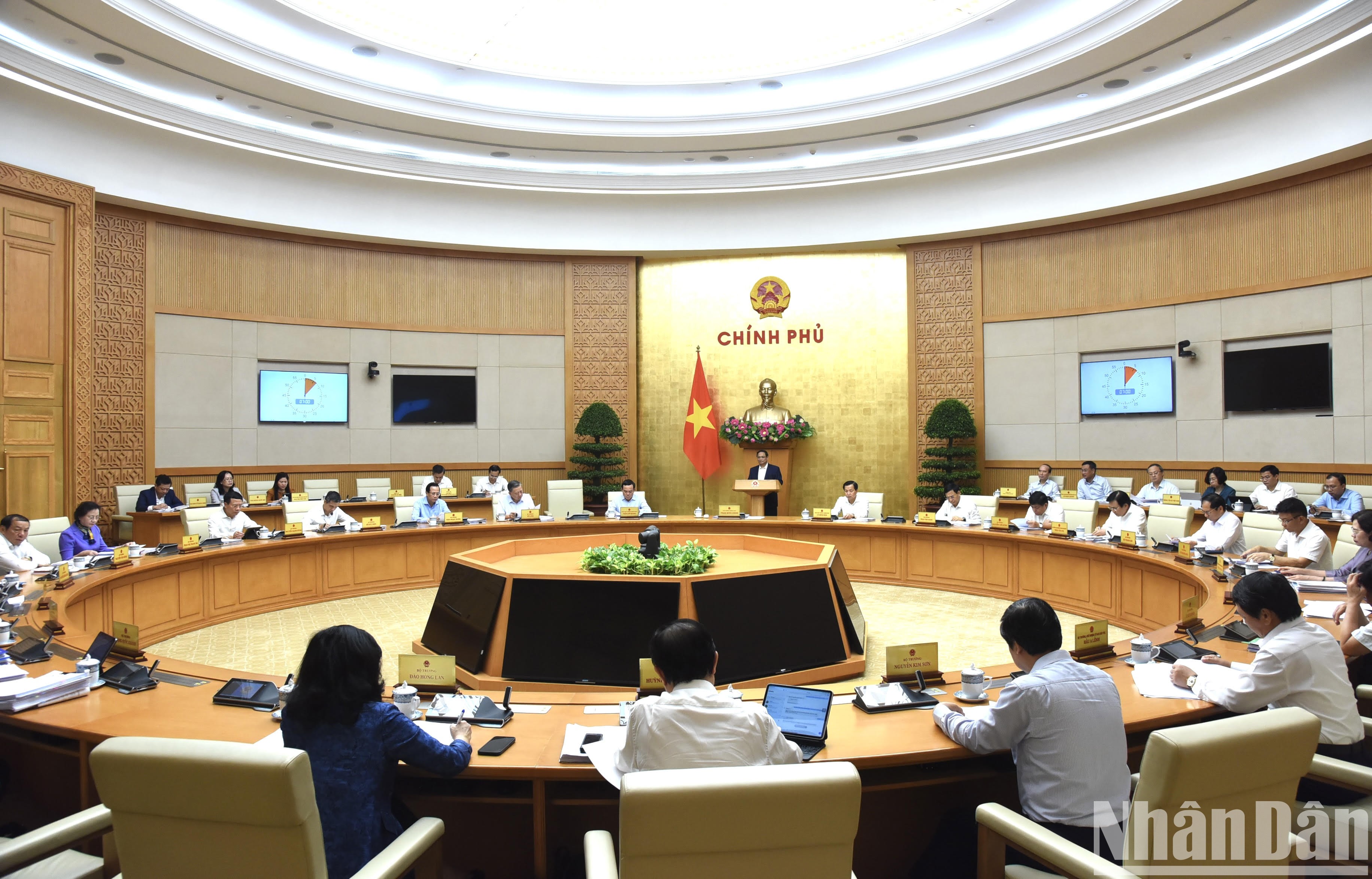 Phiên họp thường kỳ tháng 10 xác định những nhiệm vụ trọng tâm cuối năm 2023.