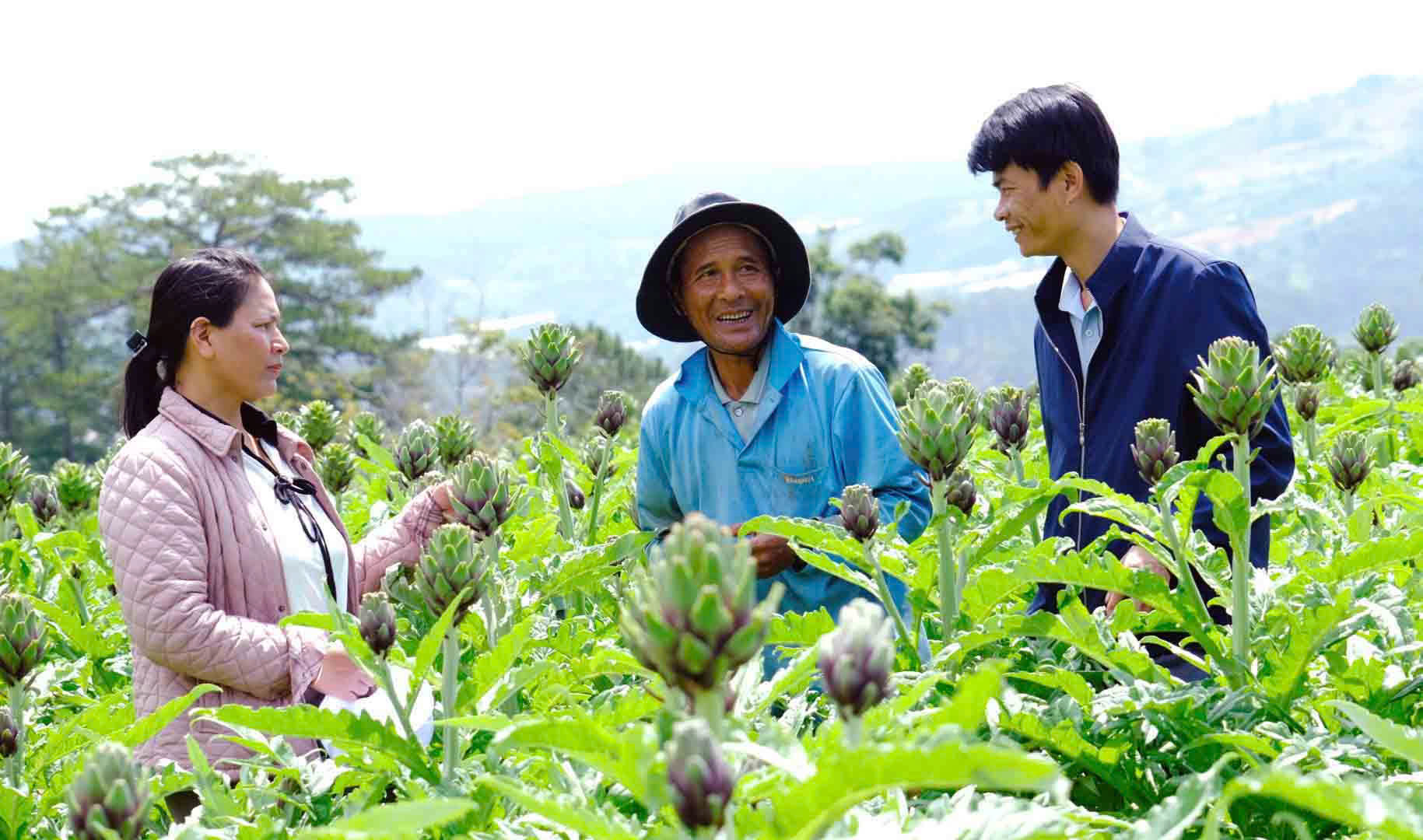Nhờ sự quan tâm sâu sát của Đảng, Nhà nước và chính quyền địa phương, cuộc sống đồng bào dân tộc thiểu số có những đổi thay mạnh mẽ. Ảnh: VĂN BẢO