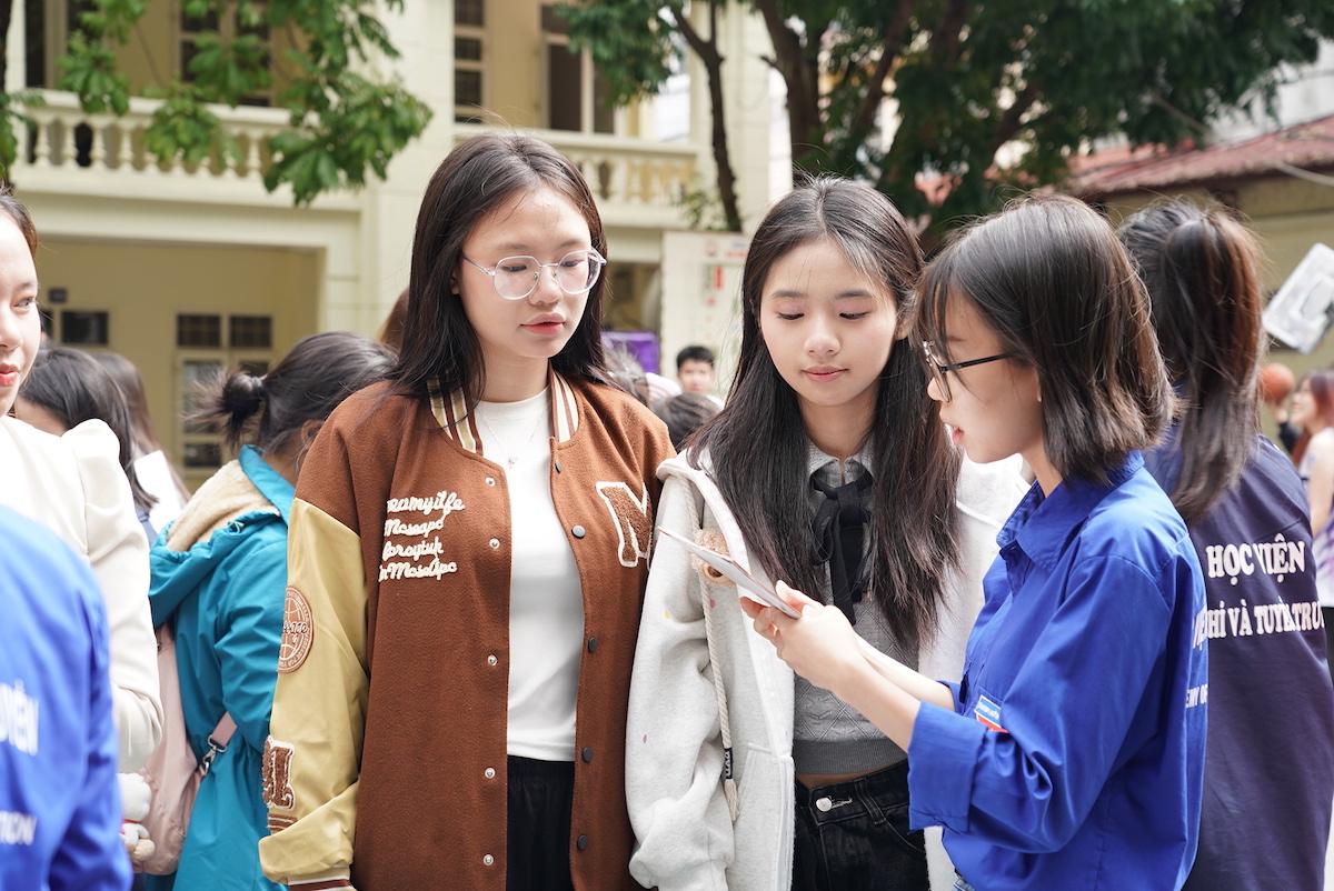 [Ảnh] Một ngày trải nghiệm làm sinh viên Học viện Báo chí và Tuyên truyền