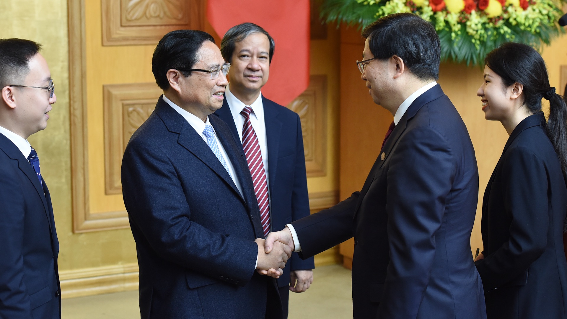Thủ tướng Phạm Minh Chính tiếp đồng chí Khưu Dũng, Bí thư Đảng ủy Đại học Thanh Hoa, Trung Quốc.