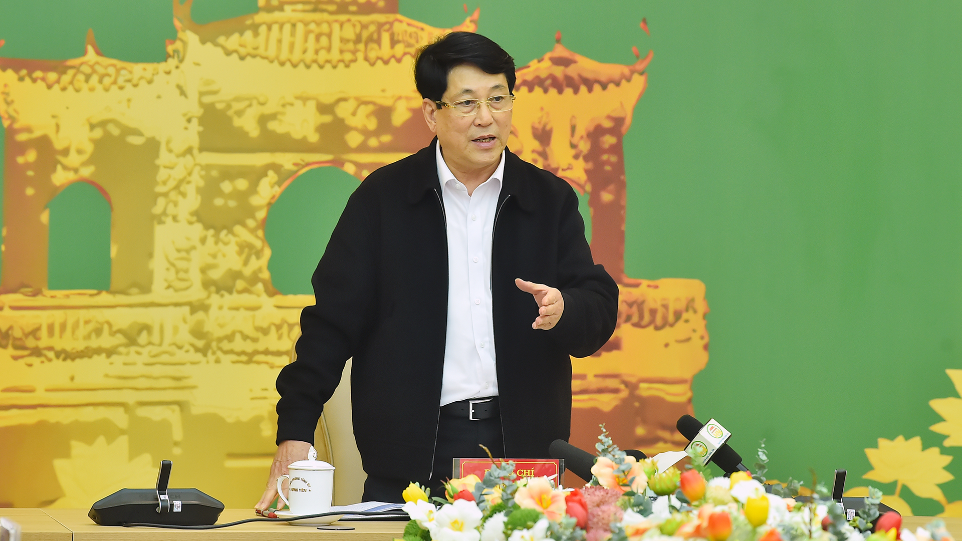 Chủ tịch nước Lương Cường phát biểu chỉ đạo tại Hội nghị Công bố quyết định kiểm tra của Bộ Chính trị năm 2025 đối với Ban Thường vụ Tỉnh ủy Hưng Yên. 