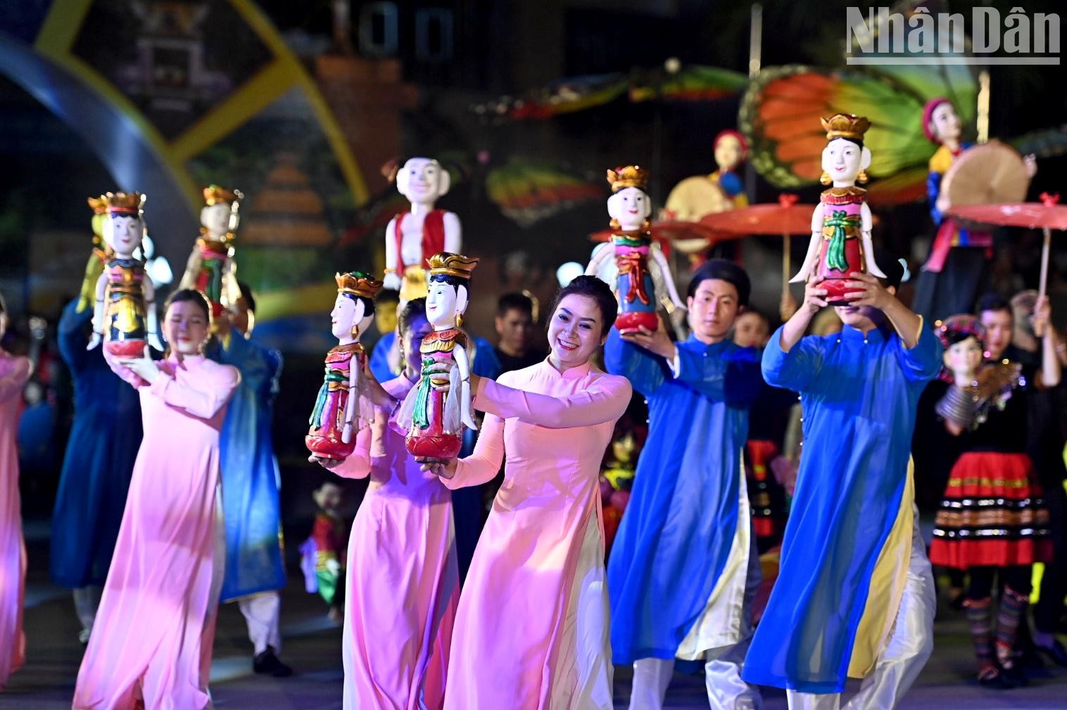 [Ảnh] Sôi động Lễ hội đường phố tại Festival Ninh Bình 2022 ảnh 9