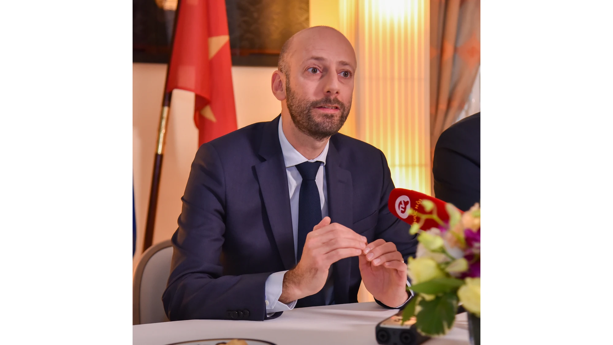 Bộ trưởng Stanislas Guérini: Pháp sẽ hỗ trợ Việt Nam số hóa 80% các thủ tục hành chính công ảnh 2