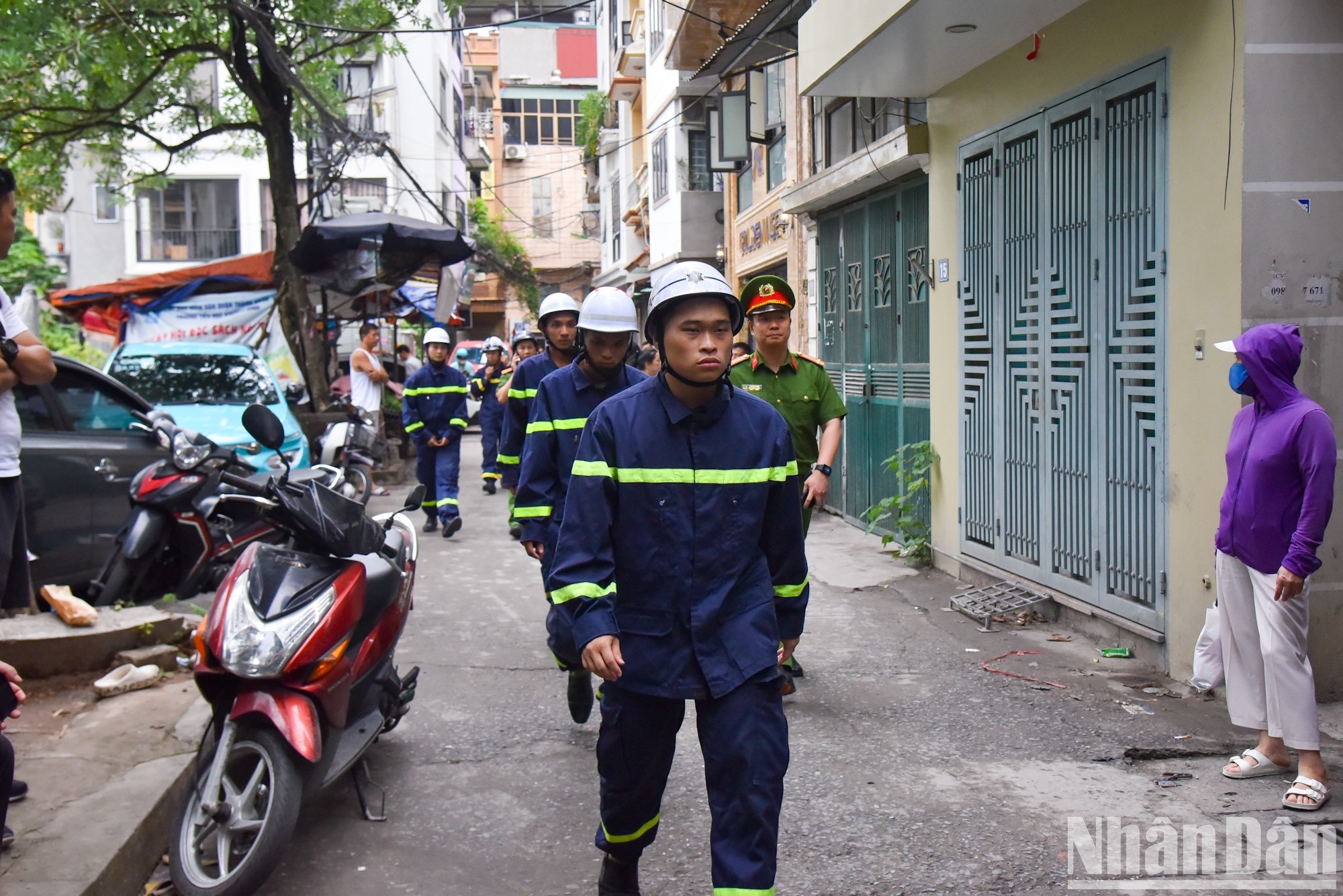 [Ảnh] Hình ảnh sau vụ cháy chung cư mini tại phố Khương Hạ, quận Thanh Xuân ảnh 14