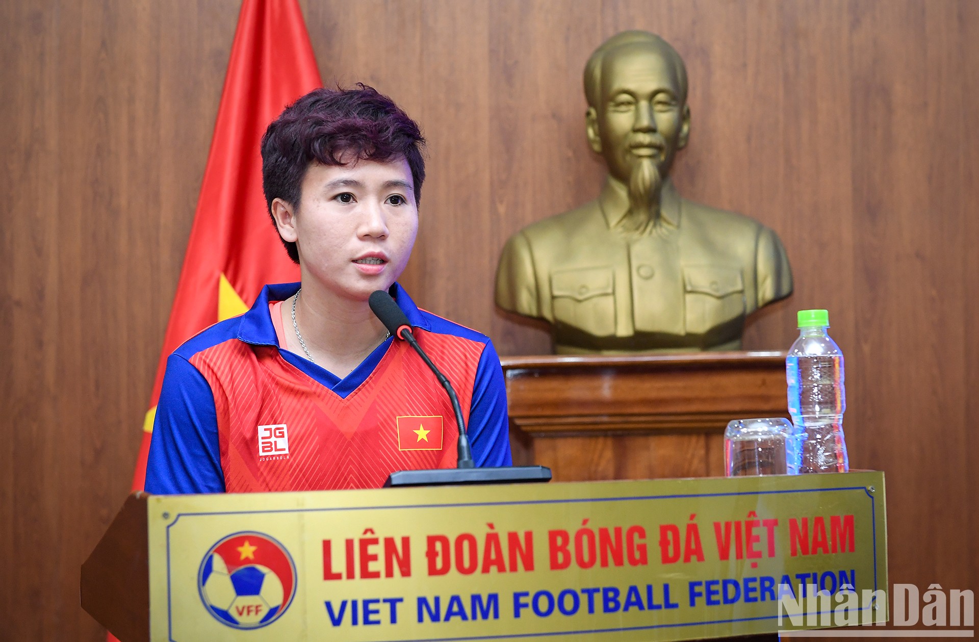 [Ảnh] Công đoàn Viên chức Việt Nam gặp mặt đội tuyển nữ Việt Nam và VĐV Nguyễn Thị Oanh ảnh 4