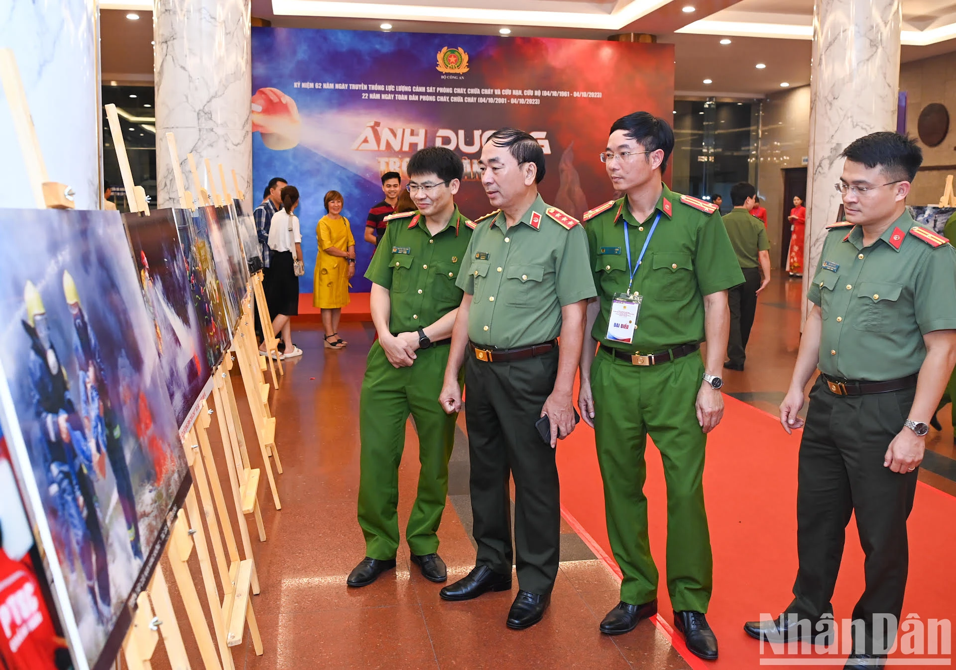 [Ảnh] Lễ phát động toàn dân phòng cháy, chữa cháy và cứu nạn, cứu hộ với chủ đề “Ánh dương trong màn đêm” ảnh 12