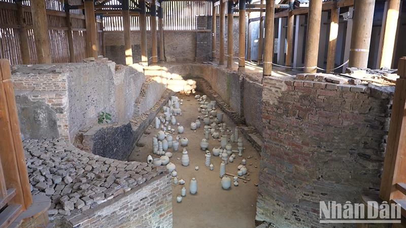 Khai thác giá trị văn hóa gốm sứ để phát triển du lịch ở Cảnh Đức Trấn, Trung Quốc ảnh 5