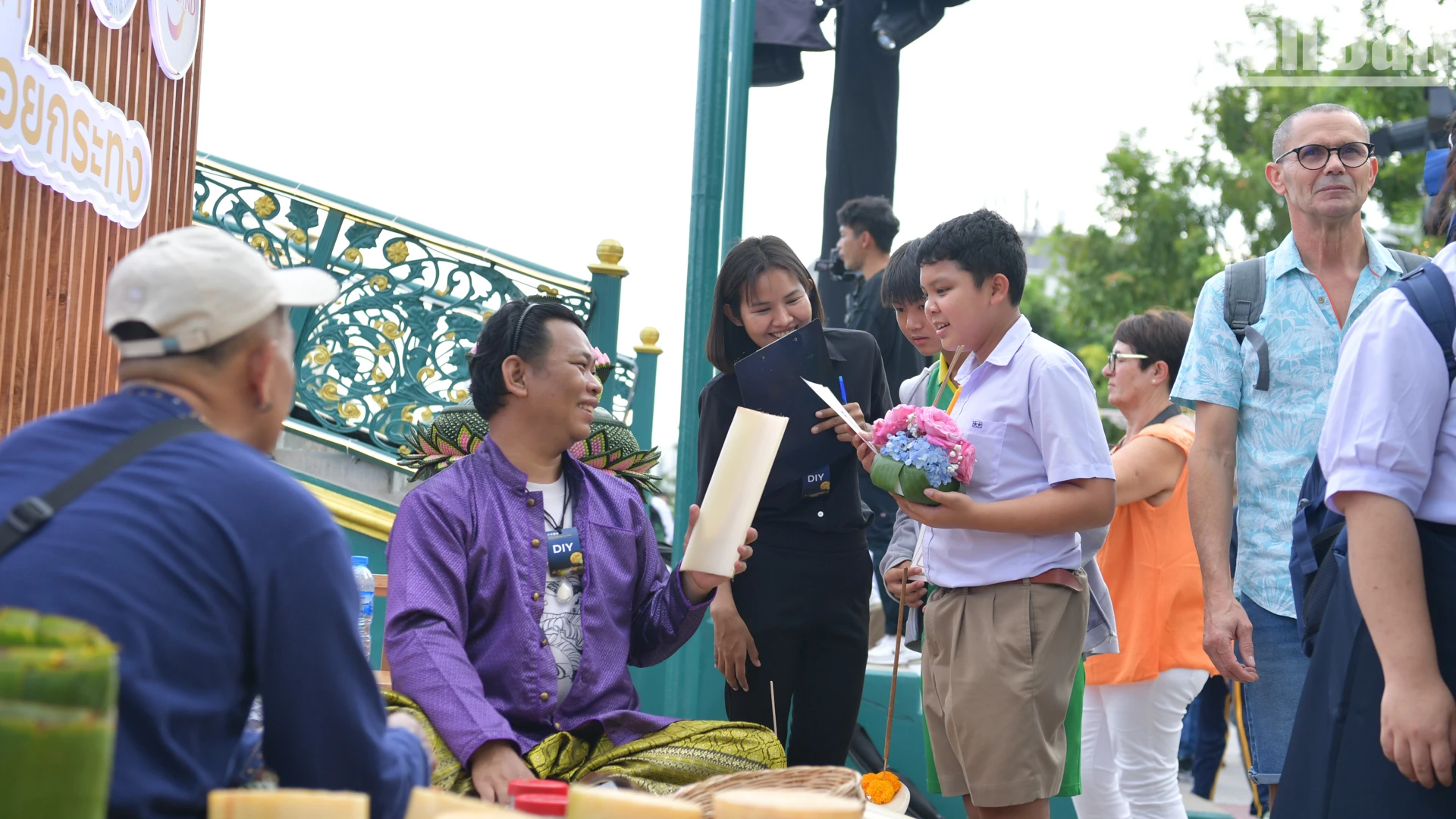 [ẢNH] Lung linh đêm hội Loy Krathong tại Thái Lan ảnh 4