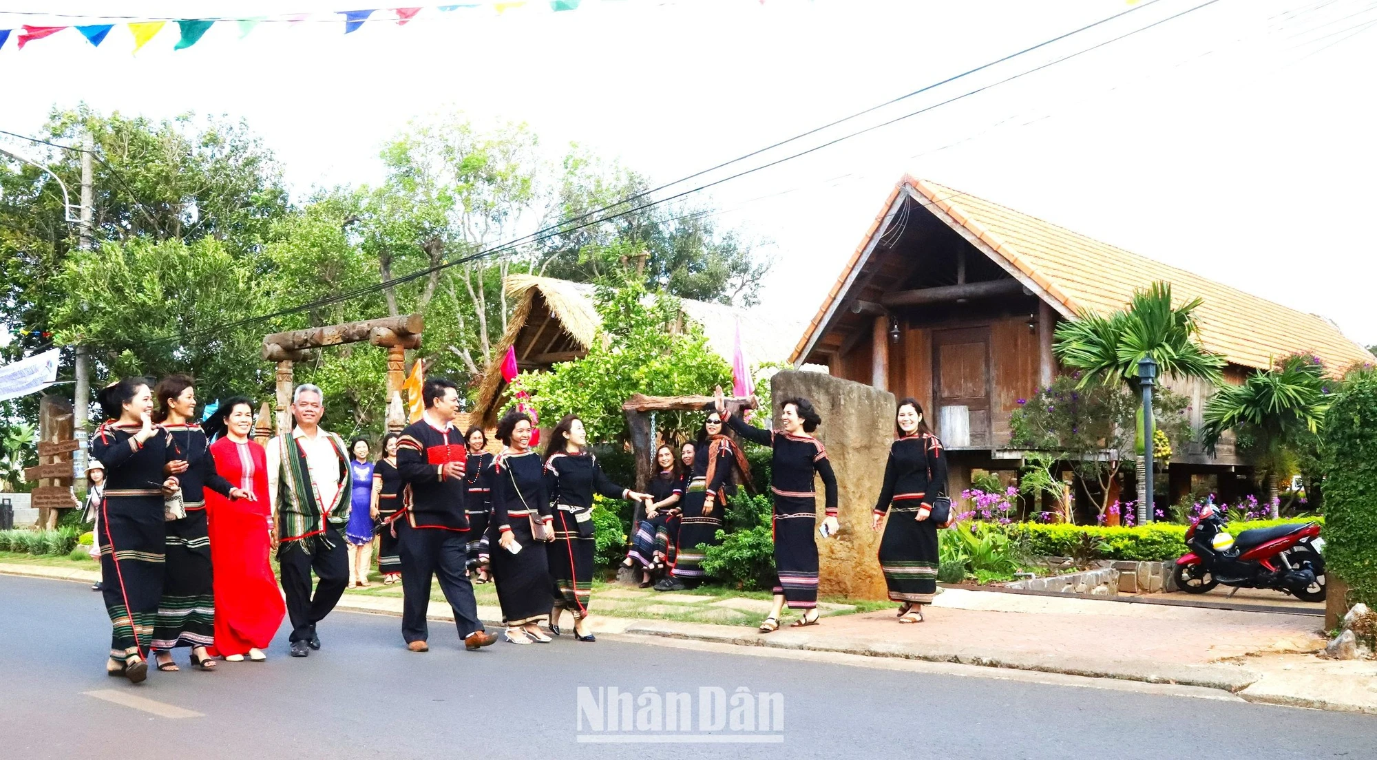 Cơ chế, chính sách đặc thù tạo động lực cho thành phố Buôn Ma Thuột sớm trở thành đô thị trung tâm vùng Tây Nguyên ảnh 5