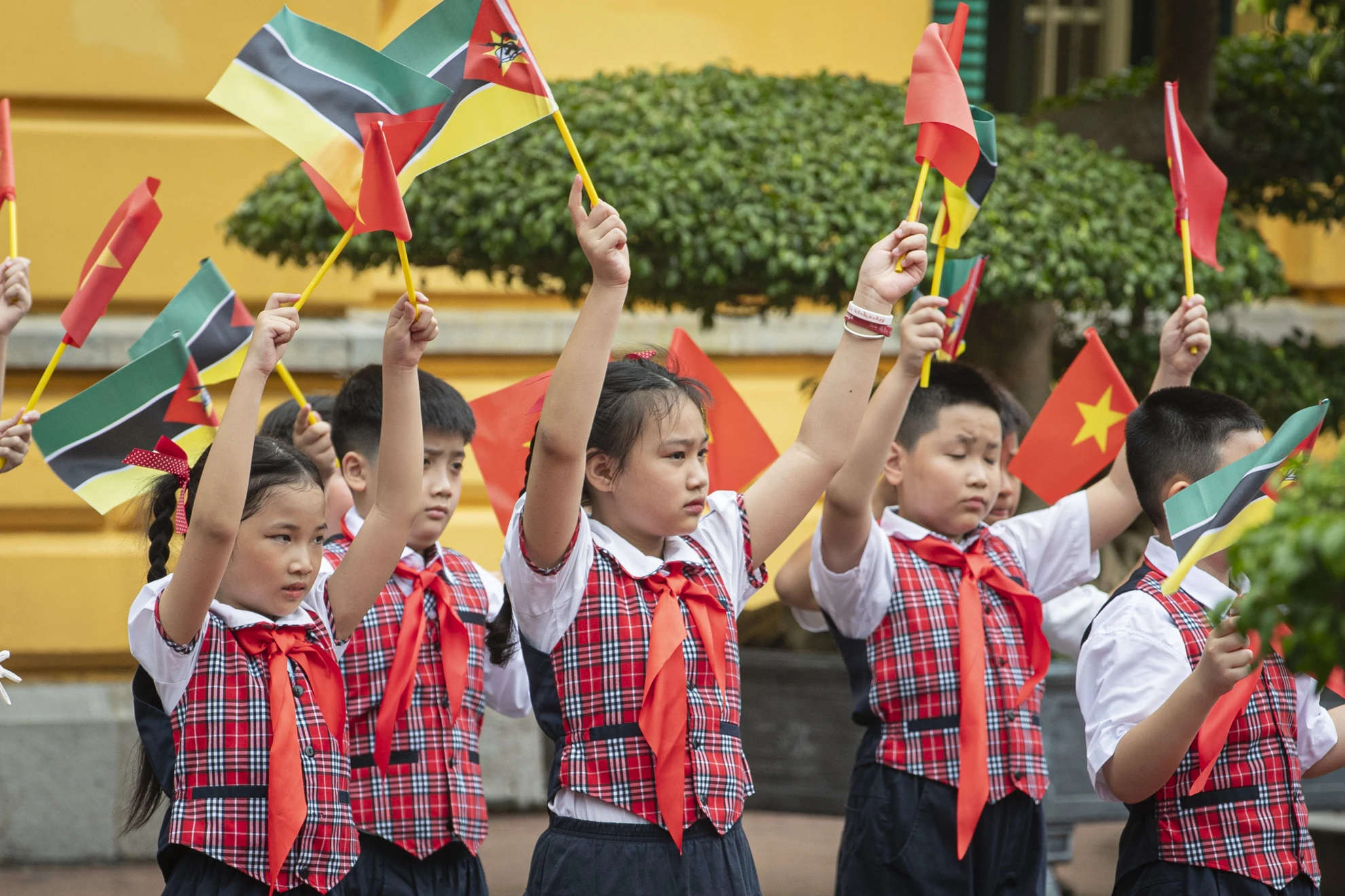 [Ảnh] Tổng Bí thư, Chủ tịch nước Tô Lâm chủ trì Lễ đón chính thức Tổng thống Mozambique ảnh 5