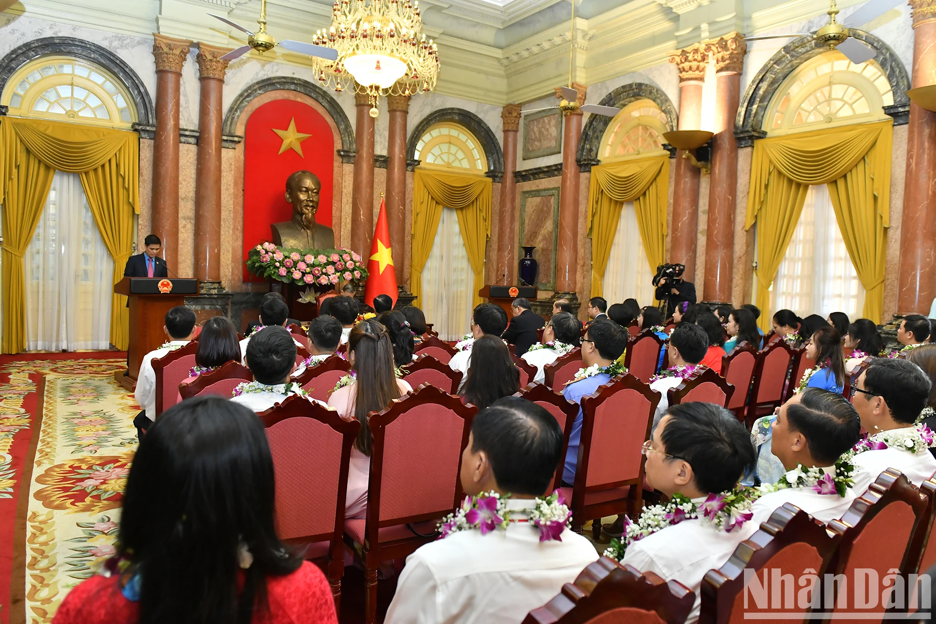 [Ảnh] Tổng Bí thư, Chủ tịch nước Tô Lâm gặp mặt đại biểu “Tham mưu giỏi, phục vụ tốt” ảnh 8