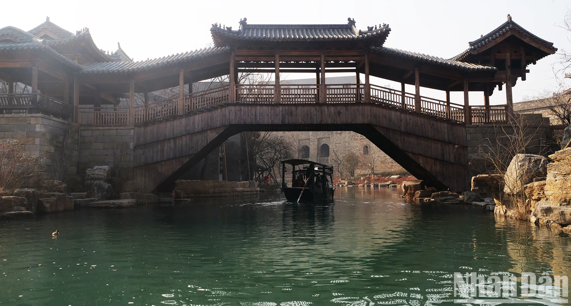 Trải nghiệm du lịch văn hóa thành cổ Minh Thủy ở Trung Quốc ảnh 2