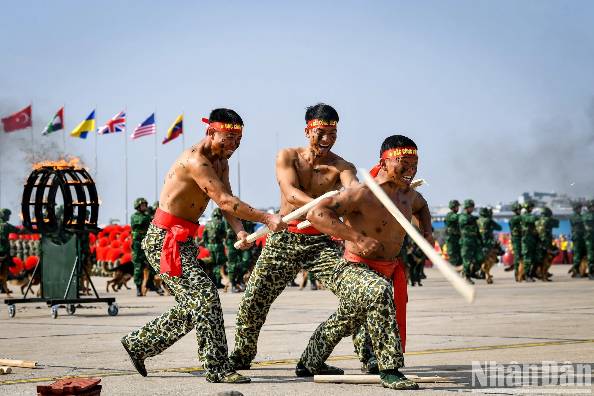 [Ảnh] Khai mạc Triển lãm Quốc phòng quốc tế Việt Nam 2024 ảnh 14