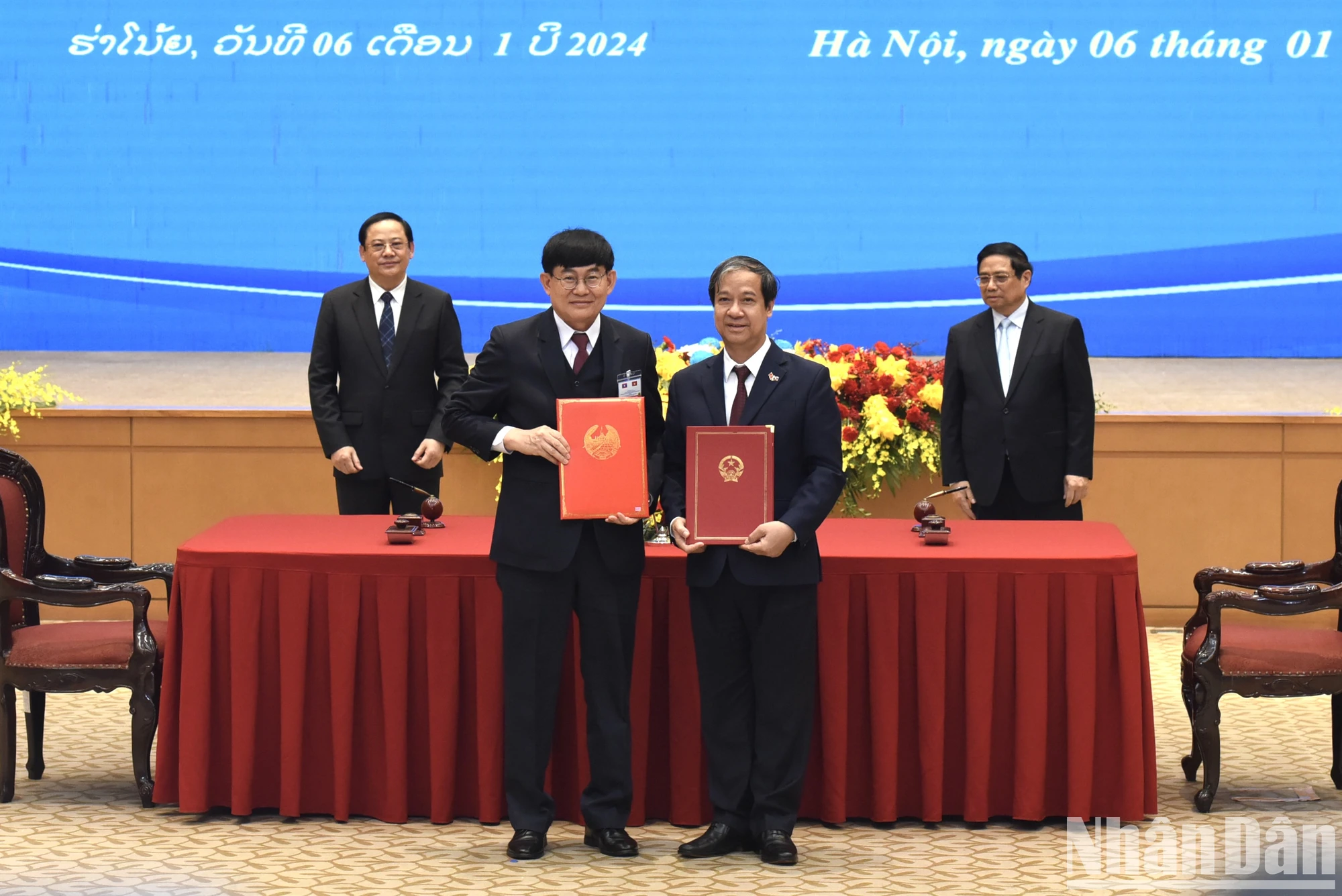 [Ảnh] Thủ tướng Phạm Minh Chính và Thủ tướng nước Cộng hòa Dân chủ Nhân dân Lào Sonexay Siphandone chứng kiến Lễ trao văn kiện hợp tác ảnh 6