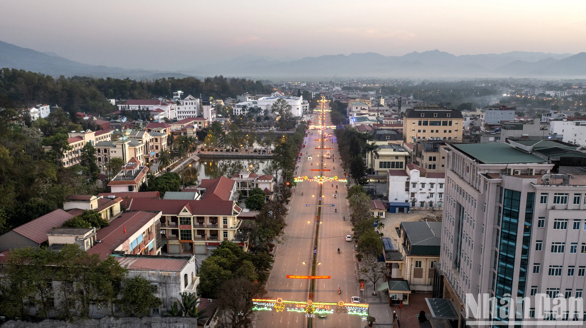 Diện mạo thành phố Điện Biên Phủ sau 70 năm chiến thắng lịch sử- Ảnh 3.