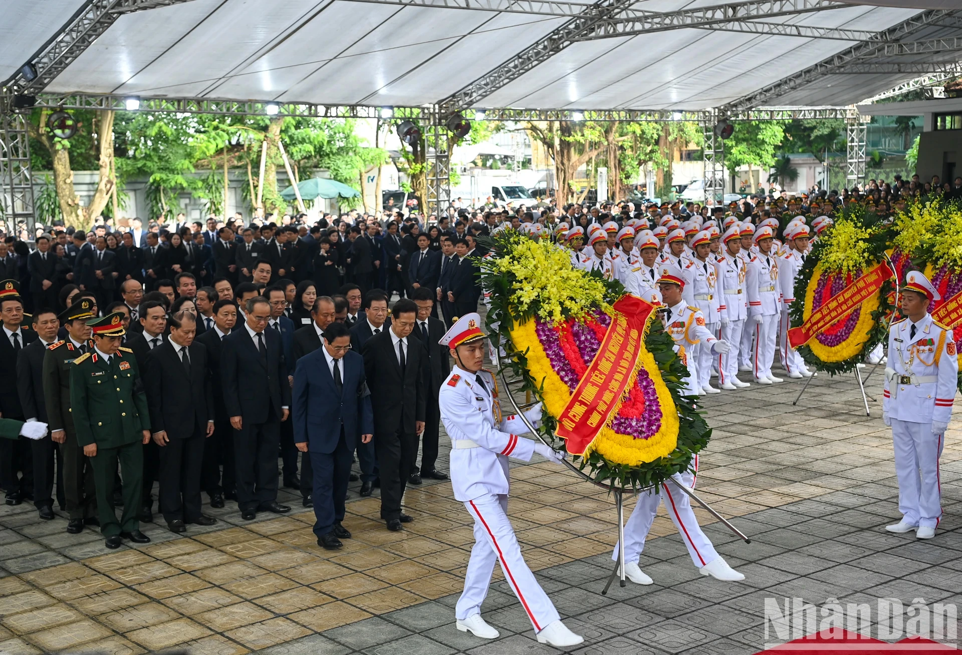 [Ảnh] Lãnh đạo Đảng, Nhà nước và Mặt trận Tổ quốc viếng Tổng Bí thư Nguyễn Phú Trọng- Ảnh 8.