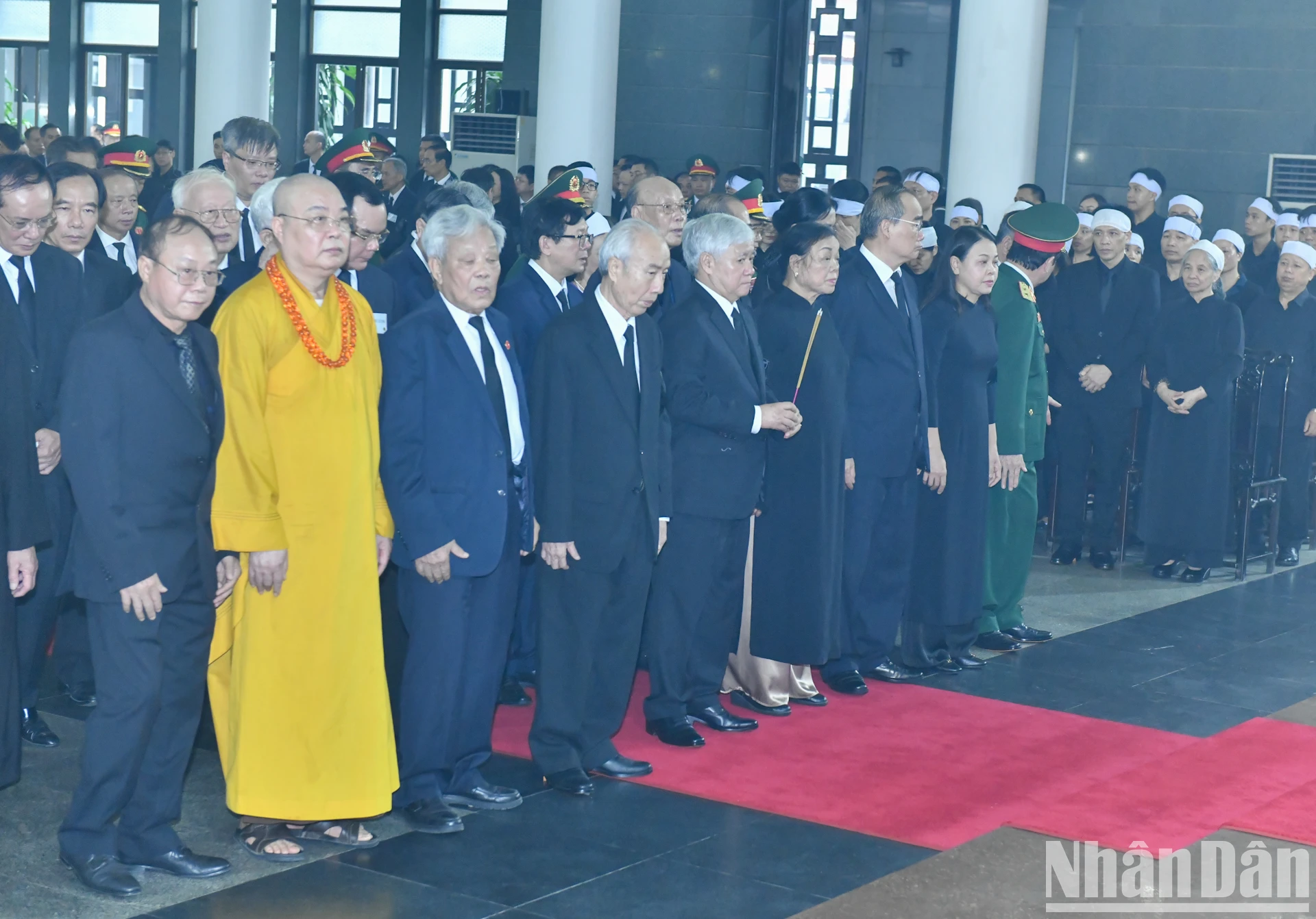 [Ảnh] Lãnh đạo Đảng, Nhà nước và Mặt trận Tổ quốc viếng Tổng Bí thư Nguyễn Phú Trọng- Ảnh 15.