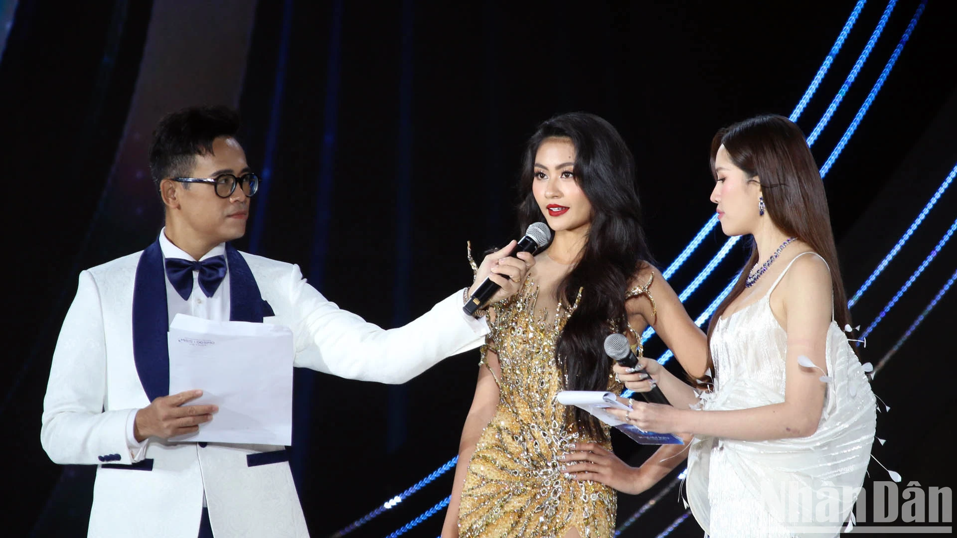 Mãn nhãn đêm chung kết cuộc thi Hoa hậu Hoàn vũ Việt Nam 2023 ảnh 8