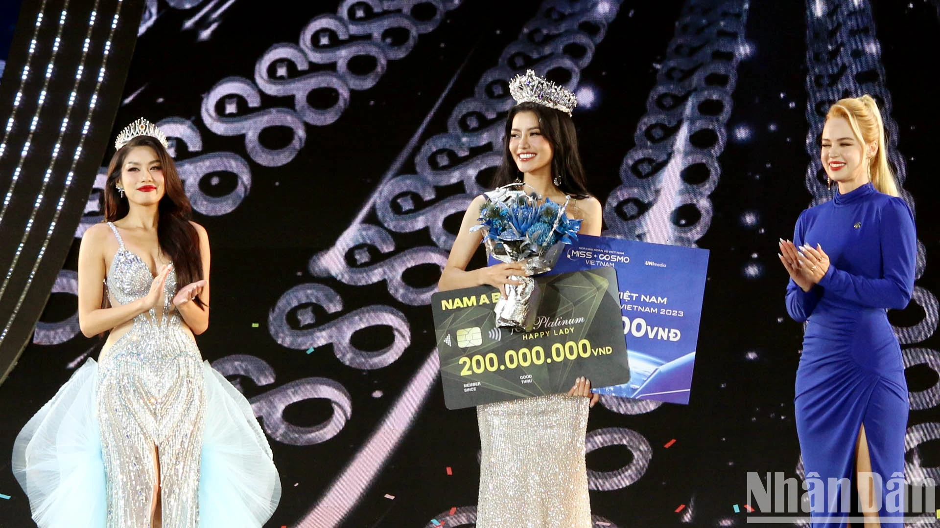 Mãn nhãn đêm chung kết cuộc thi Hoa hậu Hoàn vũ Việt Nam 2023 ảnh 17