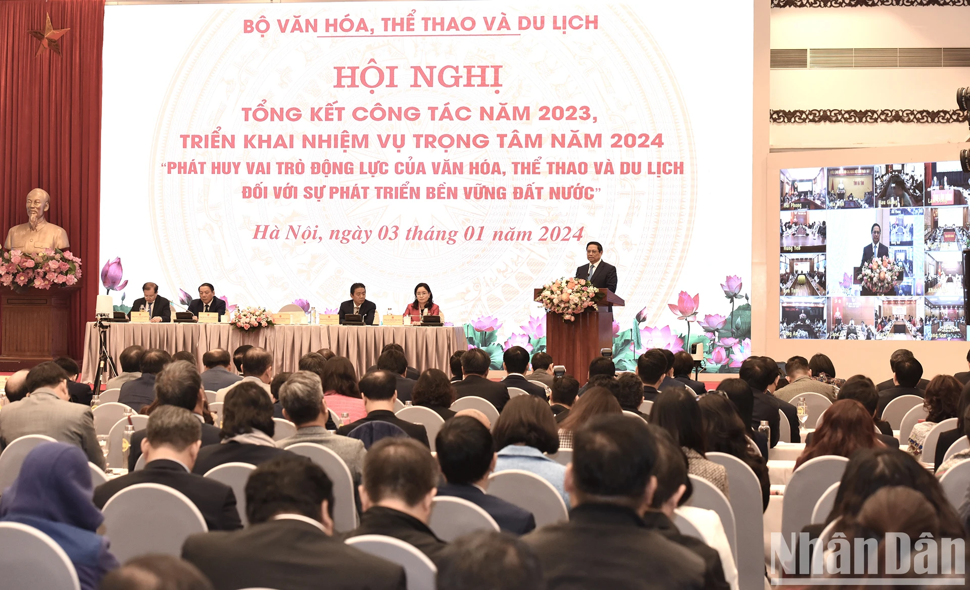 [Ảnh] Thủ tướng dự Hội nghị tổng kết năm 2023, triển khai nhiệm vụ năm 2024 của ngành văn hóa, thể thao và du lịch ảnh 10