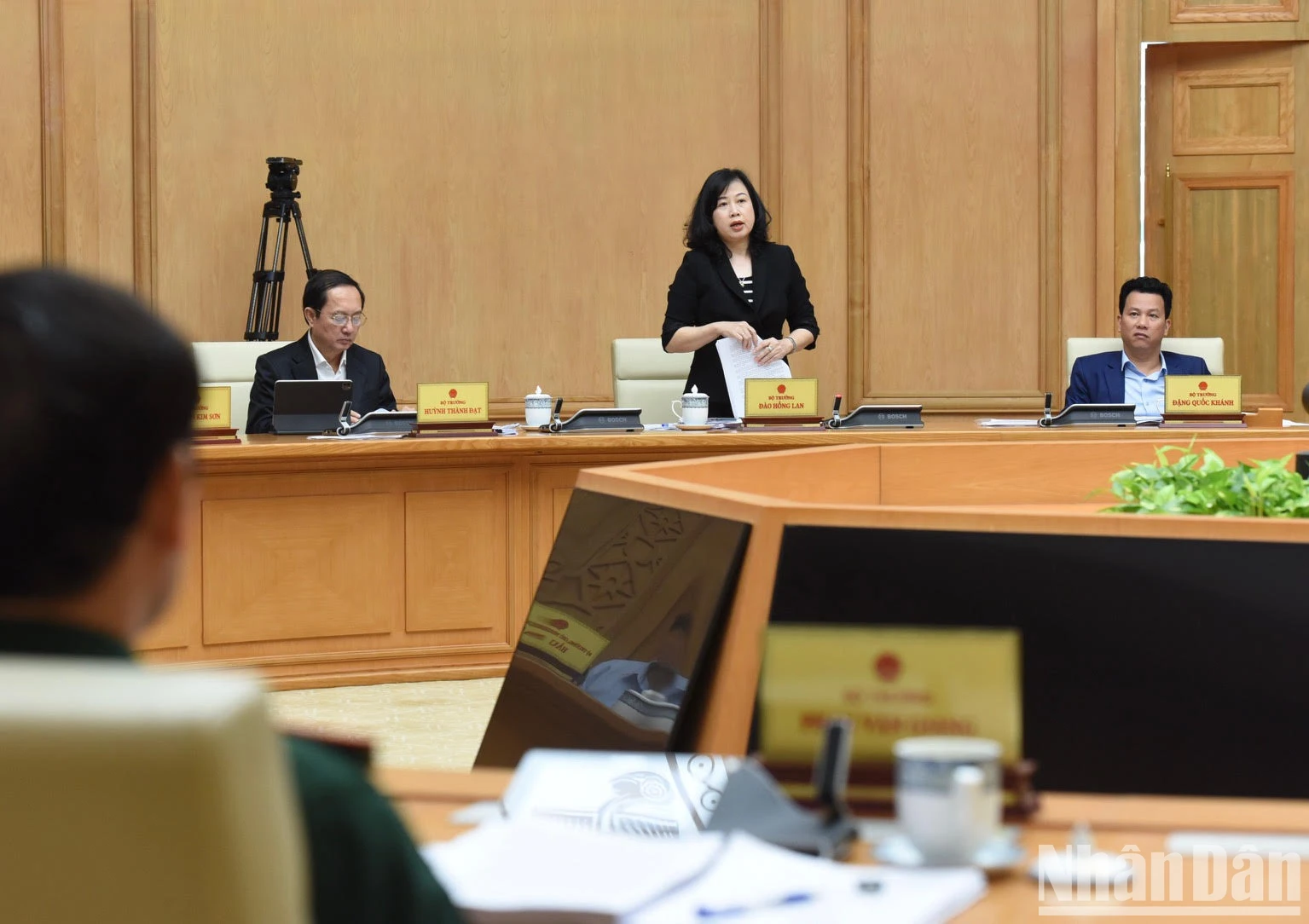 [Ảnh] Thủ tướng Phạm Minh Chính chủ trì Phiên họp Chính phủ chuyên đề xây dựng pháp luật tháng 3 ảnh 11