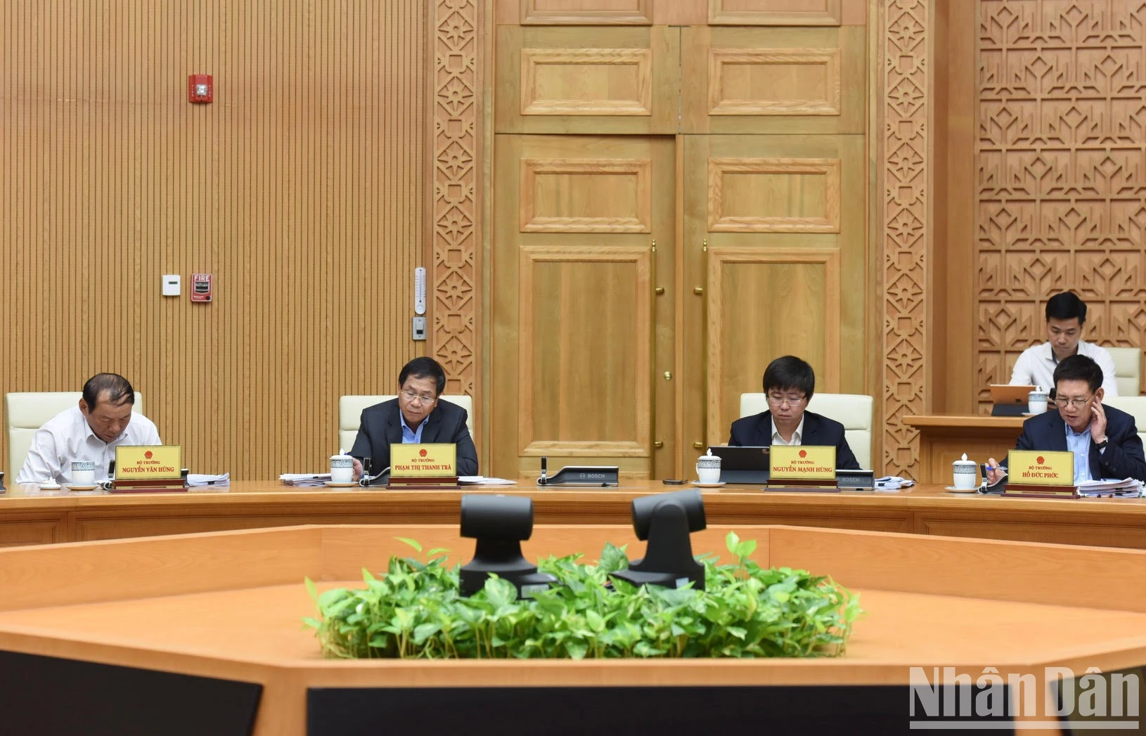 [Ảnh] Thủ tướng Phạm Minh Chính chủ trì Phiên họp Chính phủ chuyên đề xây dựng pháp luật tháng 3 ảnh 13
