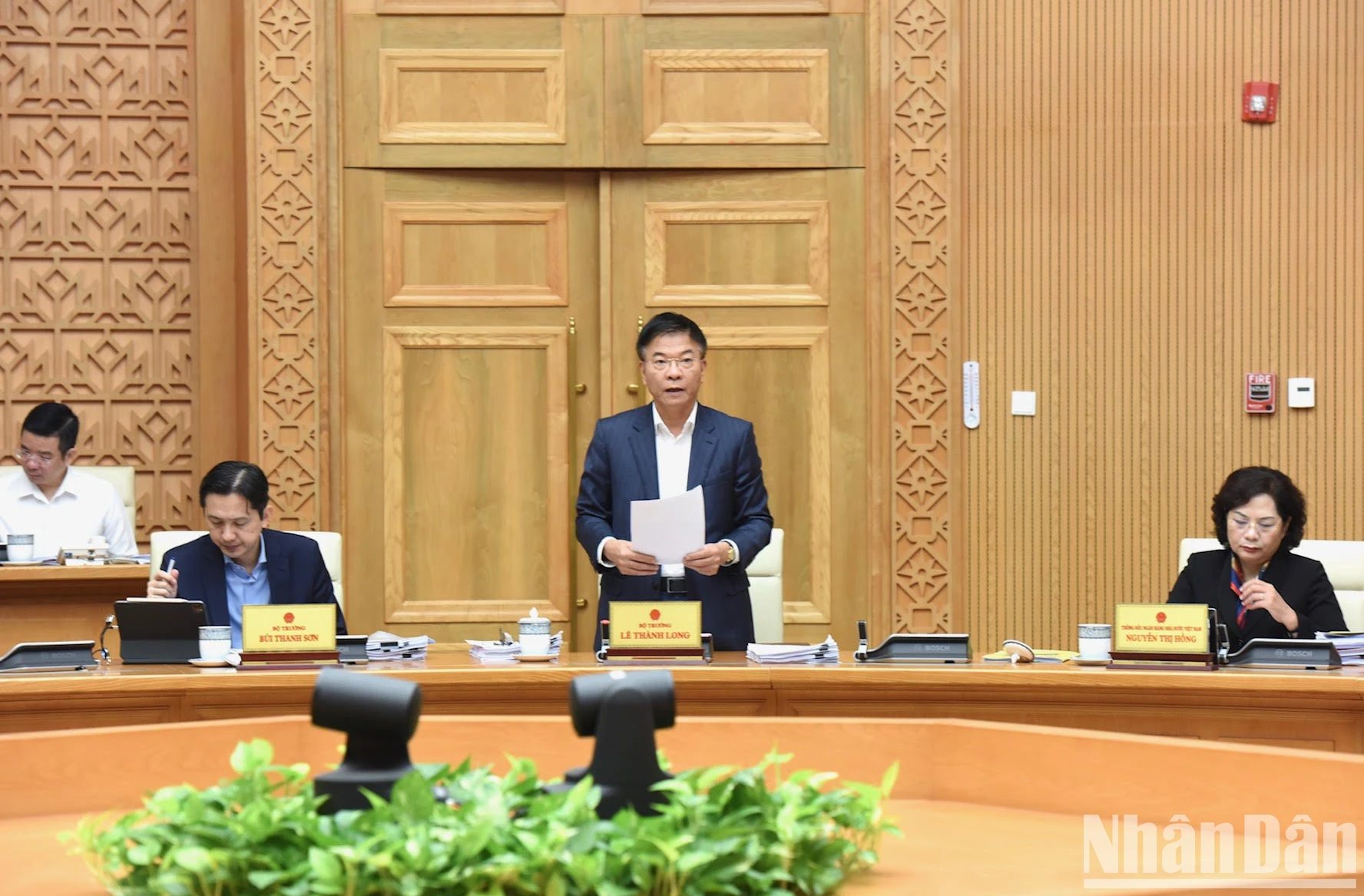 [Ảnh] Thủ tướng Phạm Minh Chính chủ trì Phiên họp Chính phủ chuyên đề xây dựng pháp luật tháng 3 ảnh 9