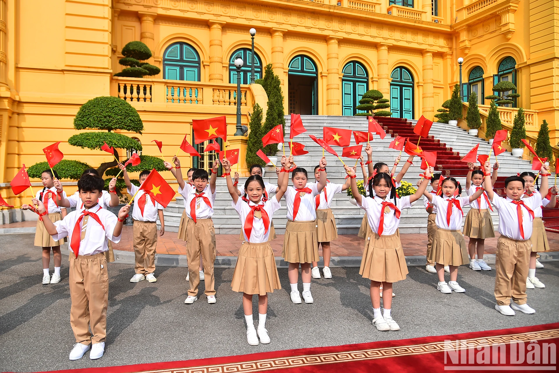 [Ảnh] Thủ tướng Phạm Minh Chính chủ trì lễ đón chính thức Thủ tướng Trung Quốc Lý Cường ảnh 2