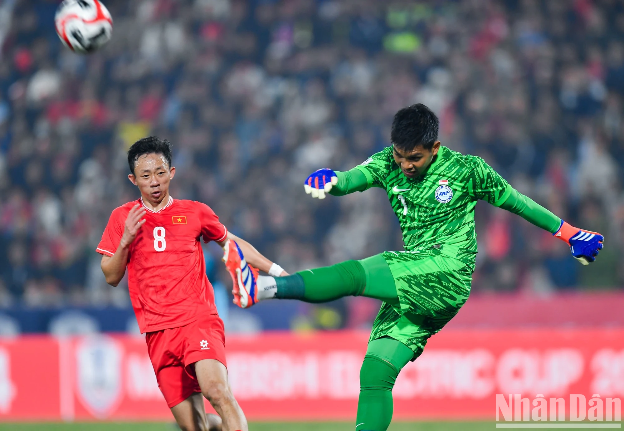 [Ảnh] Xuân Son lập cú đúp, đội tuyển Việt Nam thắng đội tuyển Singapore 3-1 ảnh 6