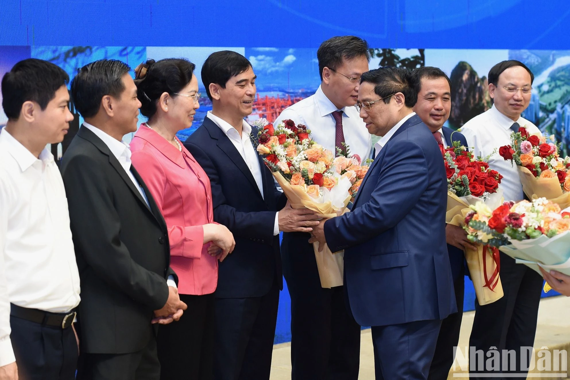 [Ảnh] Thủ tướng Phạm Minh Chính chủ trì Hội nghị lần thứ 3 Hội đồng điều phối vùng Đồng bằng sông Hồng ảnh 6