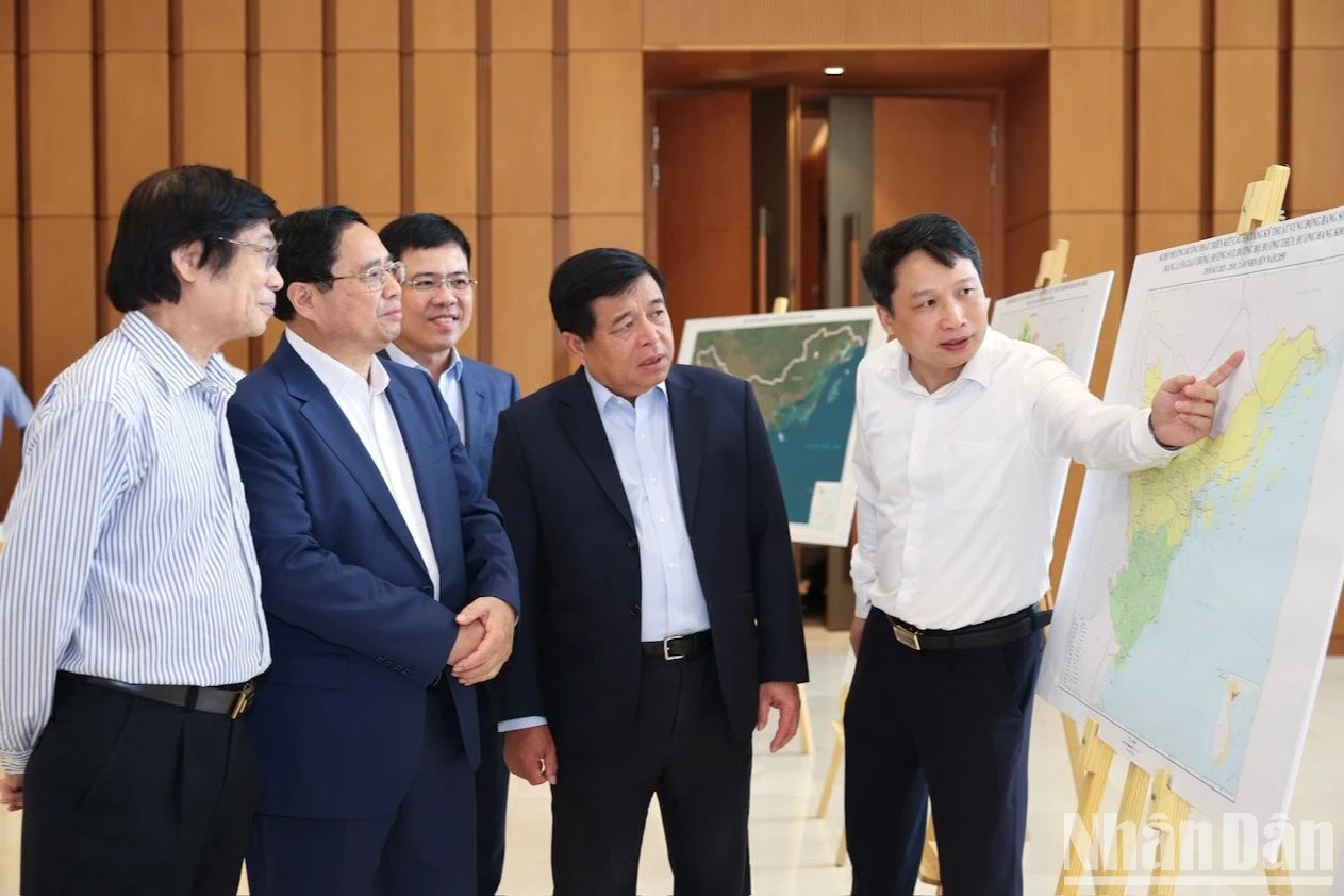 [Ảnh] Thủ tướng Phạm Minh Chính chủ trì Hội nghị lần thứ 3 Hội đồng điều phối vùng Đồng bằng sông Hồng ảnh 10